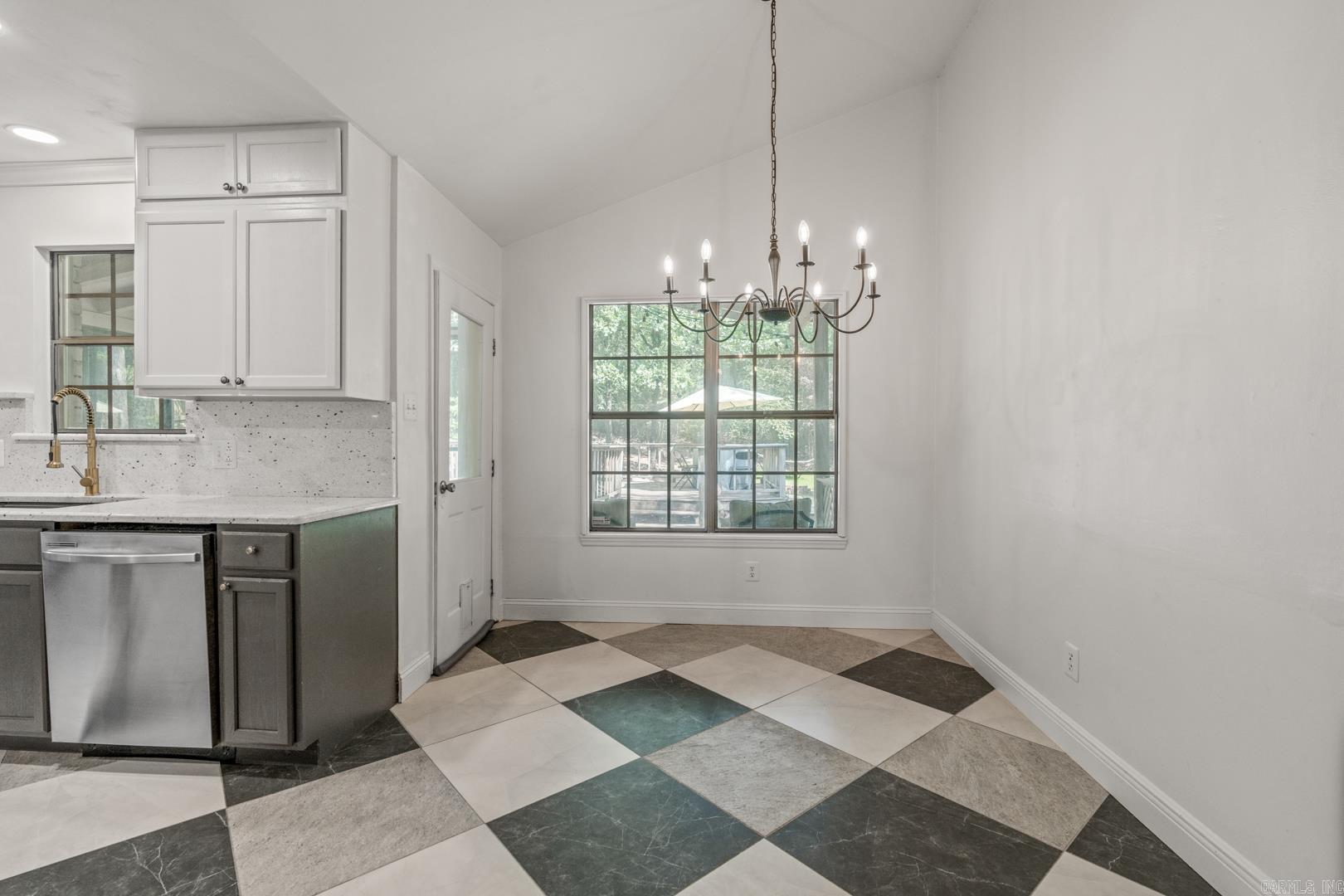 PEBBLE BEACH PARK - Residential