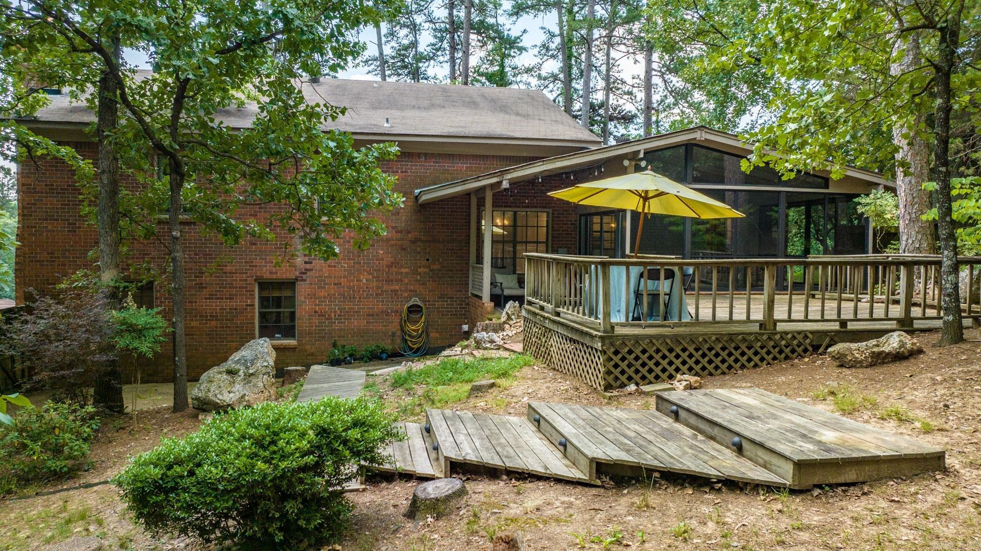 PEBBLE BEACH PARK - Residential