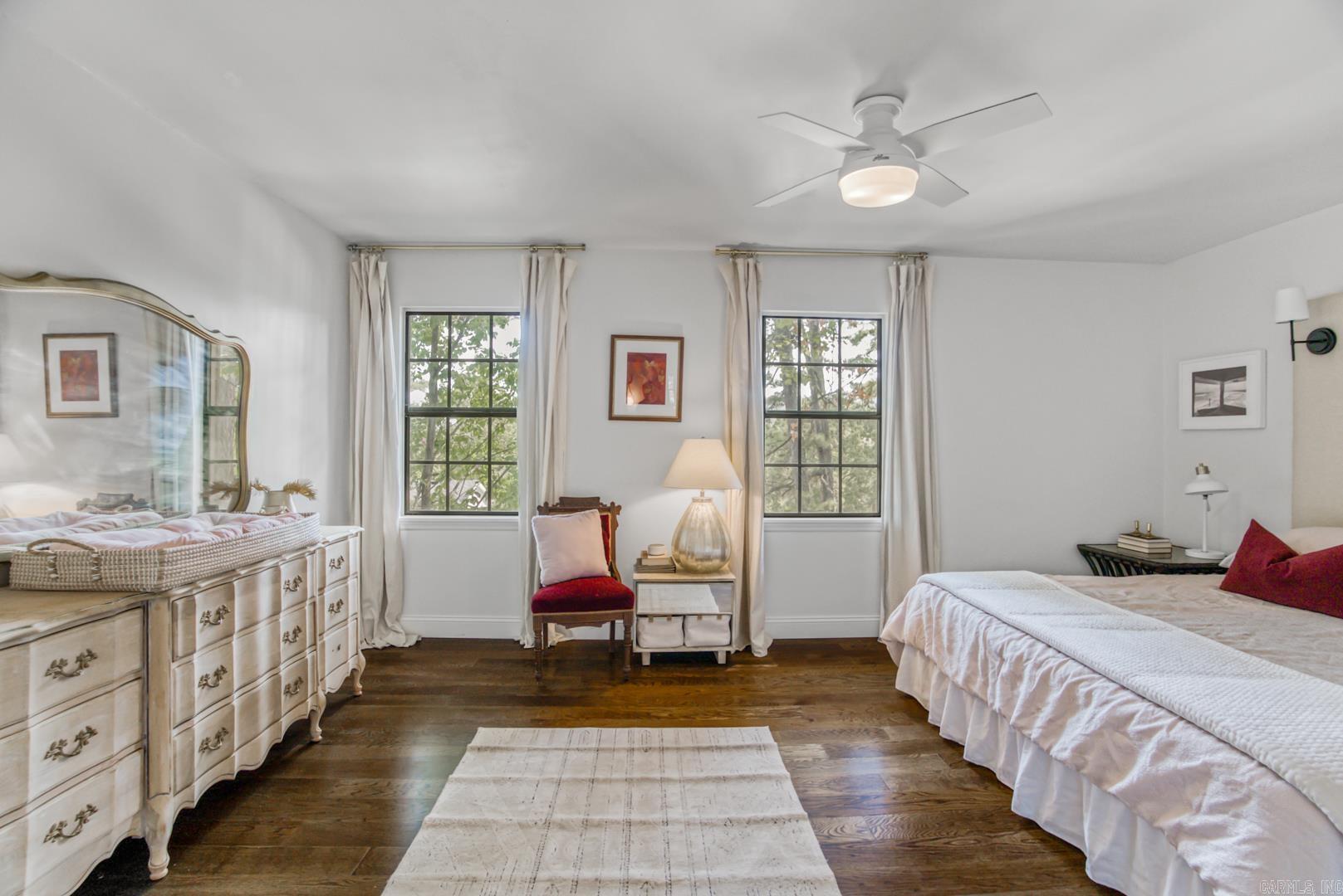 PEBBLE BEACH PARK - Residential