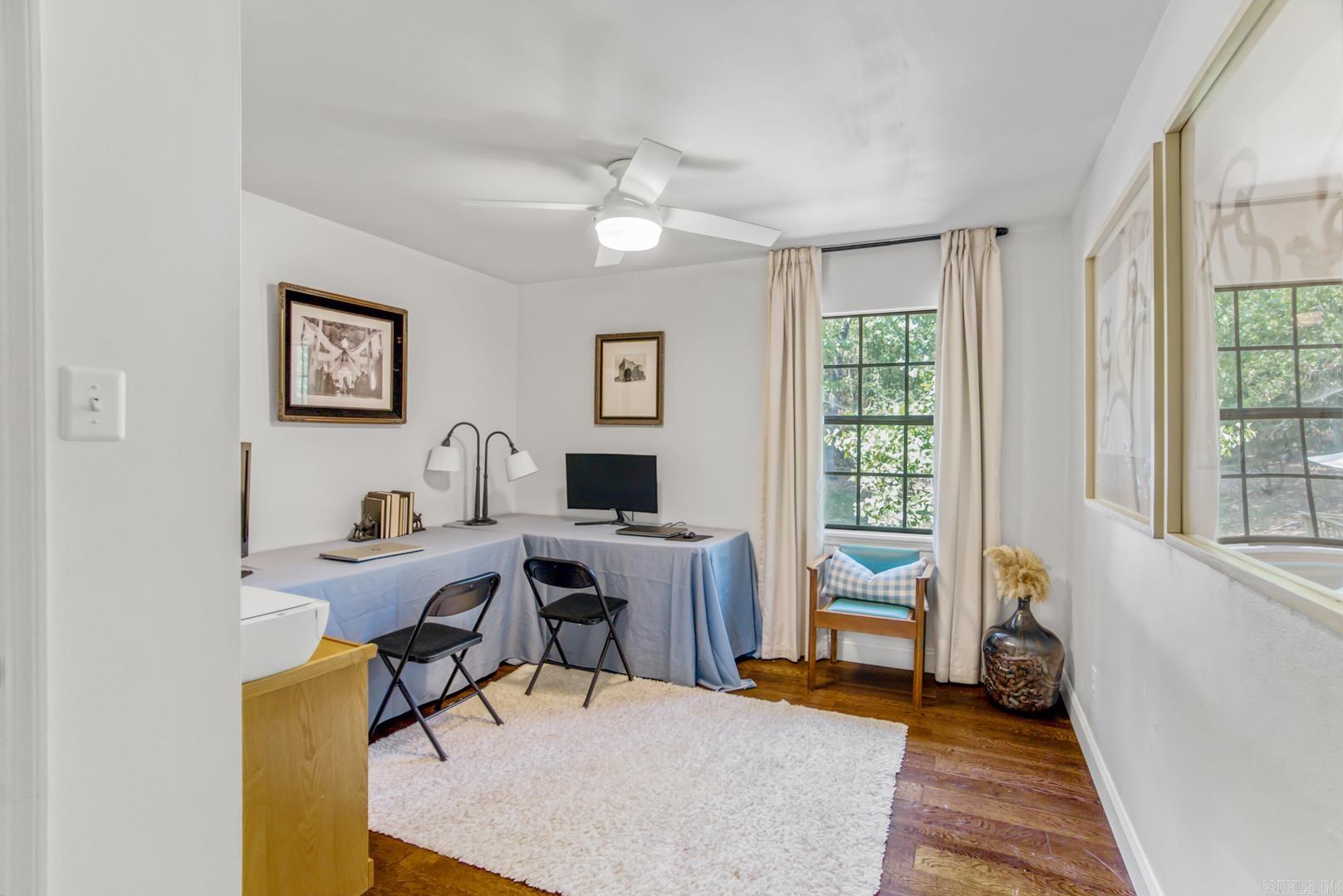 PEBBLE BEACH PARK - Residential