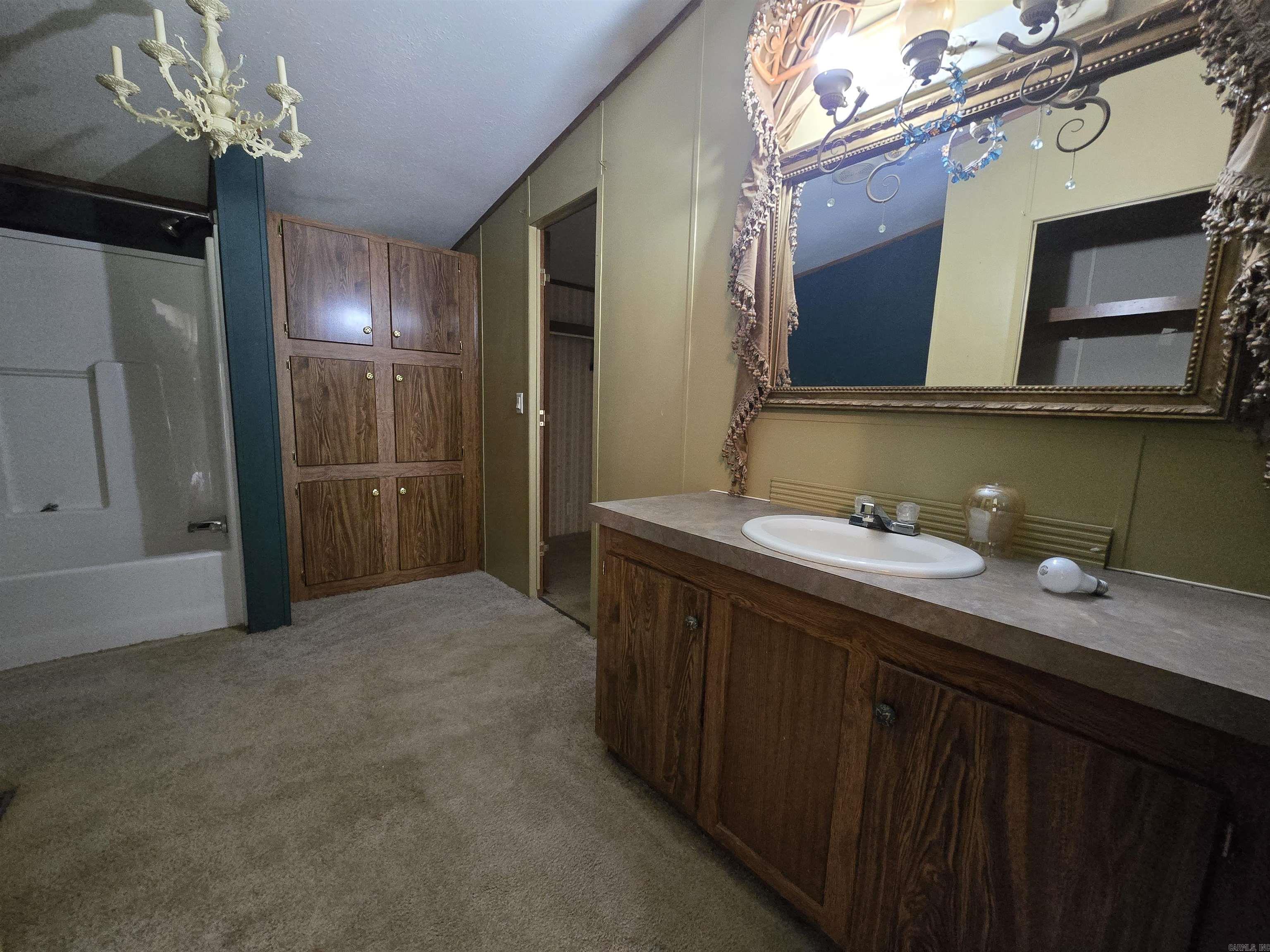 Not in Subdivision - Residential Income