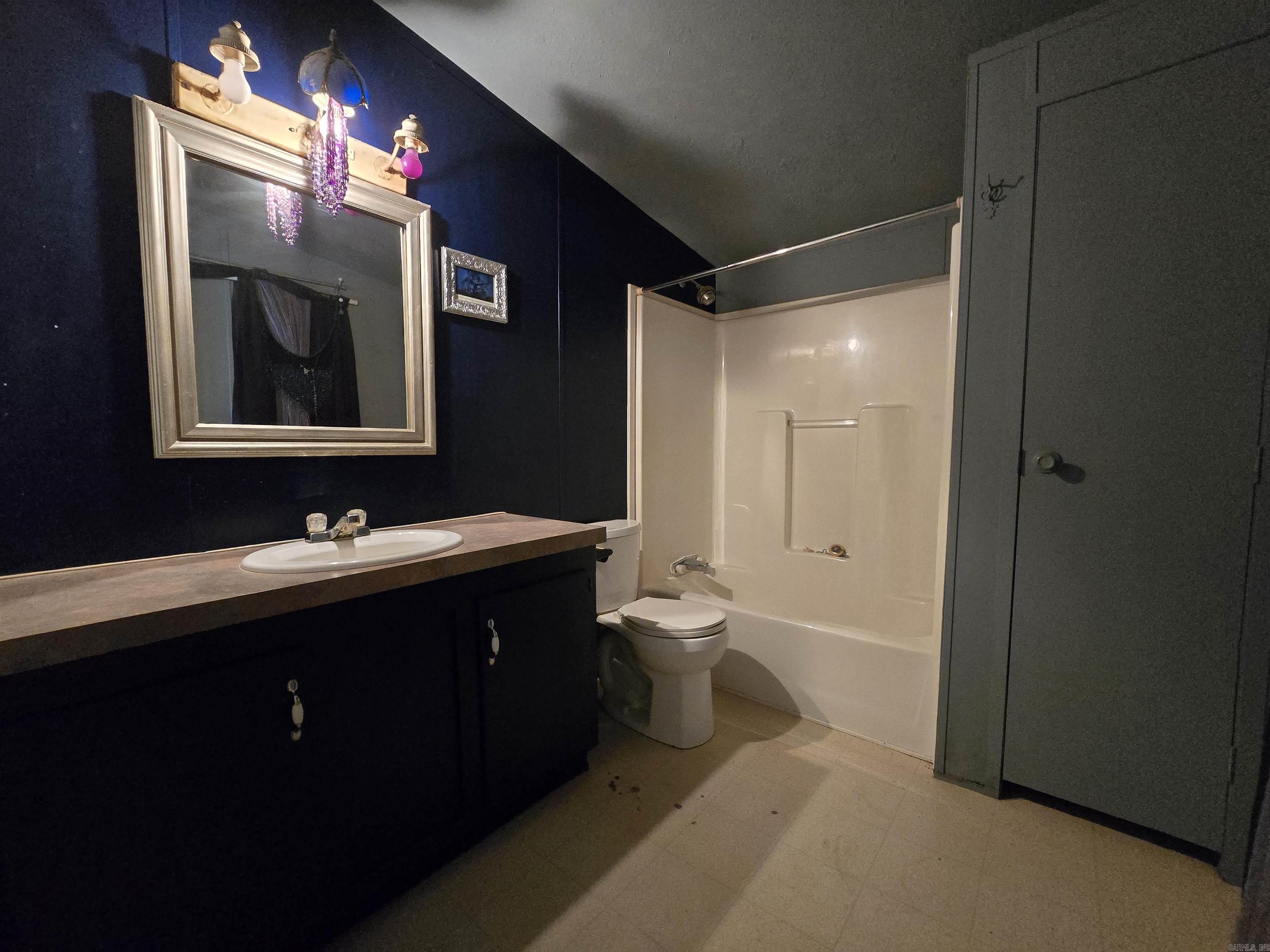 Not in Subdivision - Residential Income