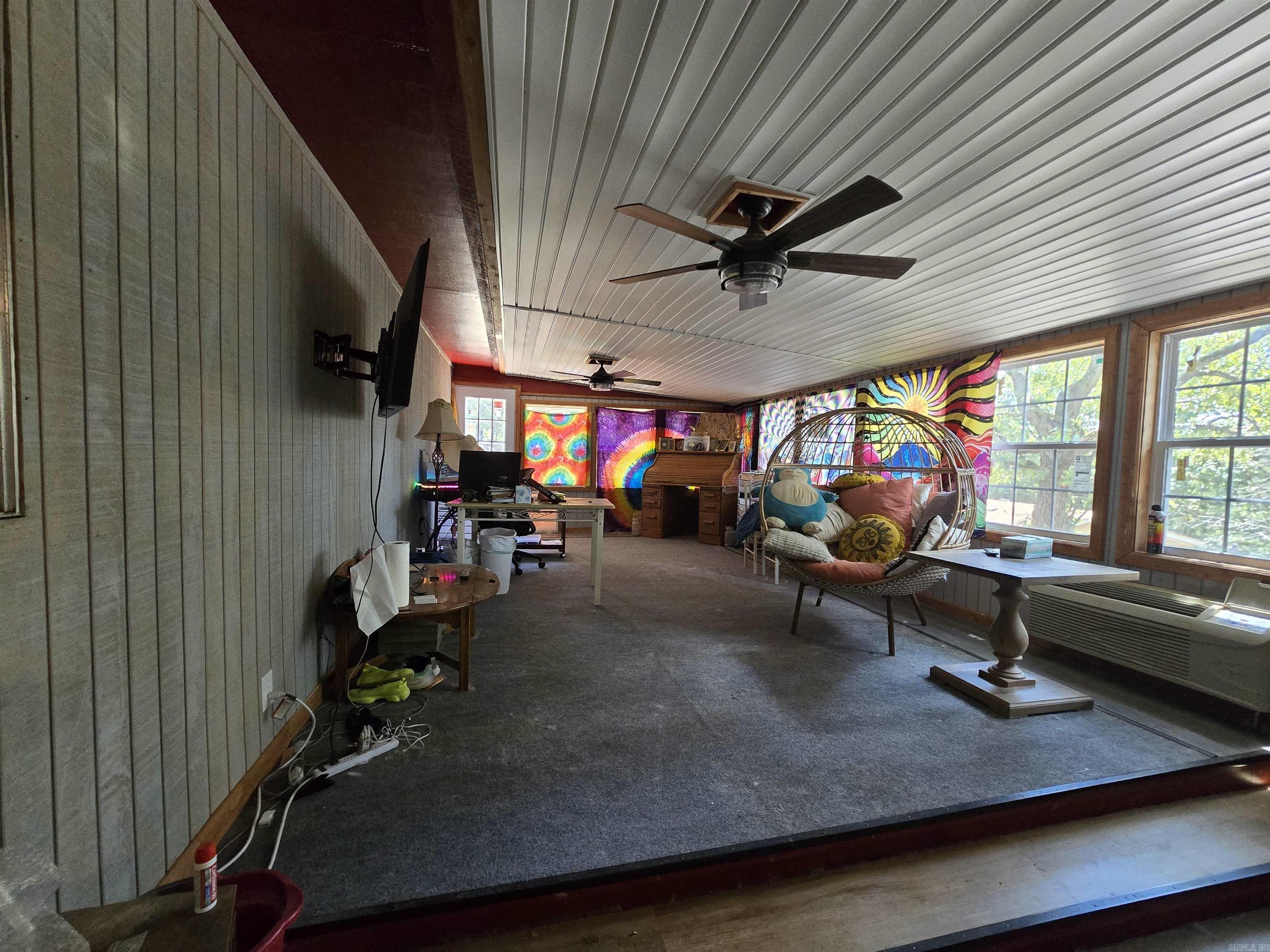 Not in Subdivision - Residential Income