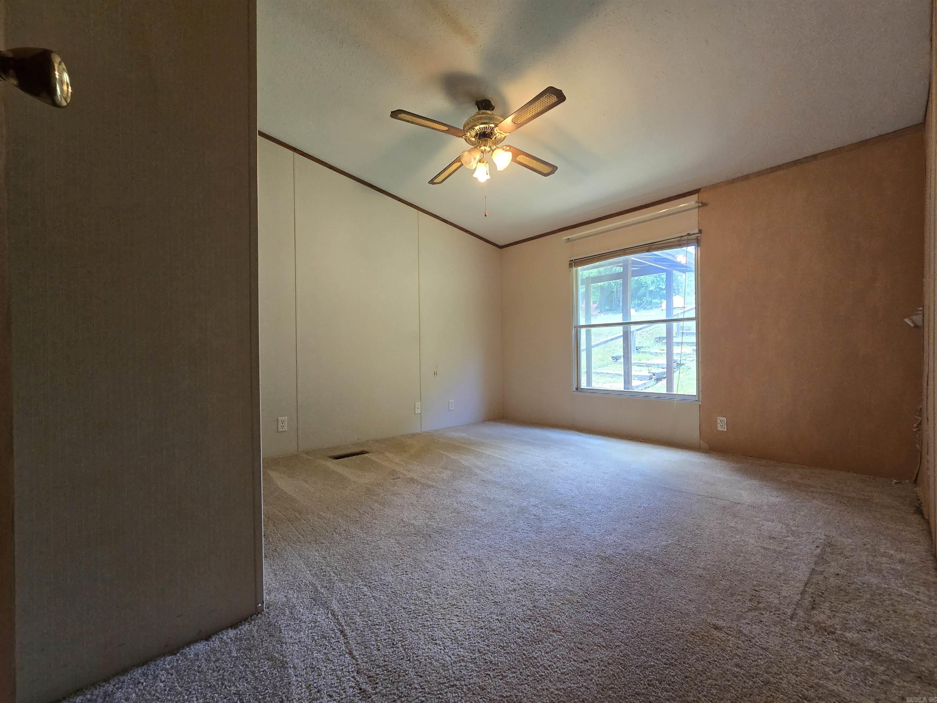 Not in Subdivision - Residential Income