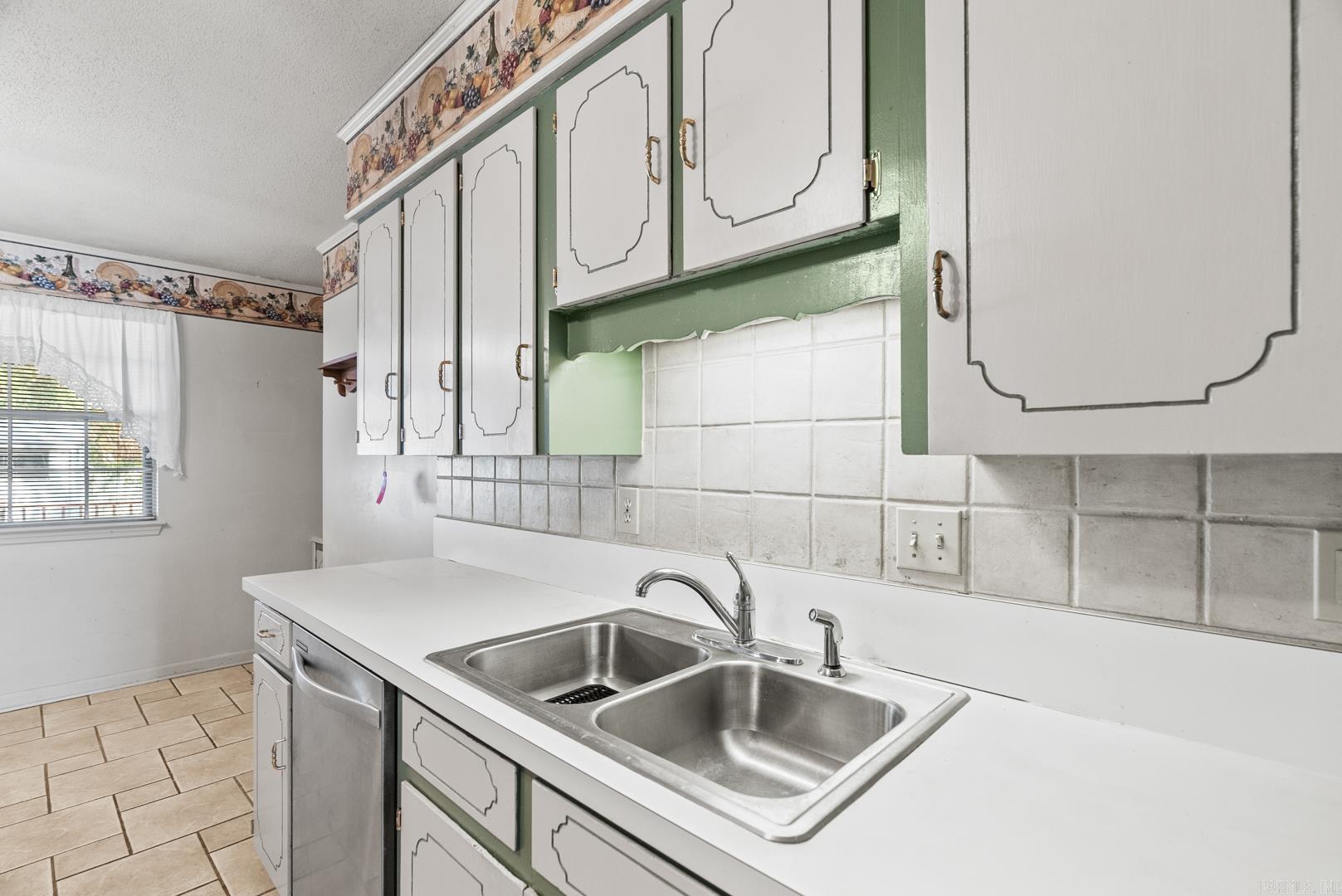 GREEN HILLS - Residential