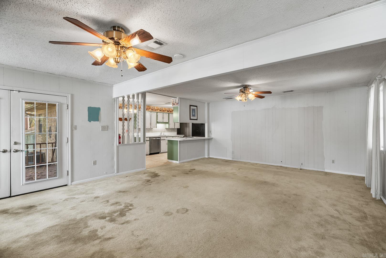 GREEN HILLS - Residential