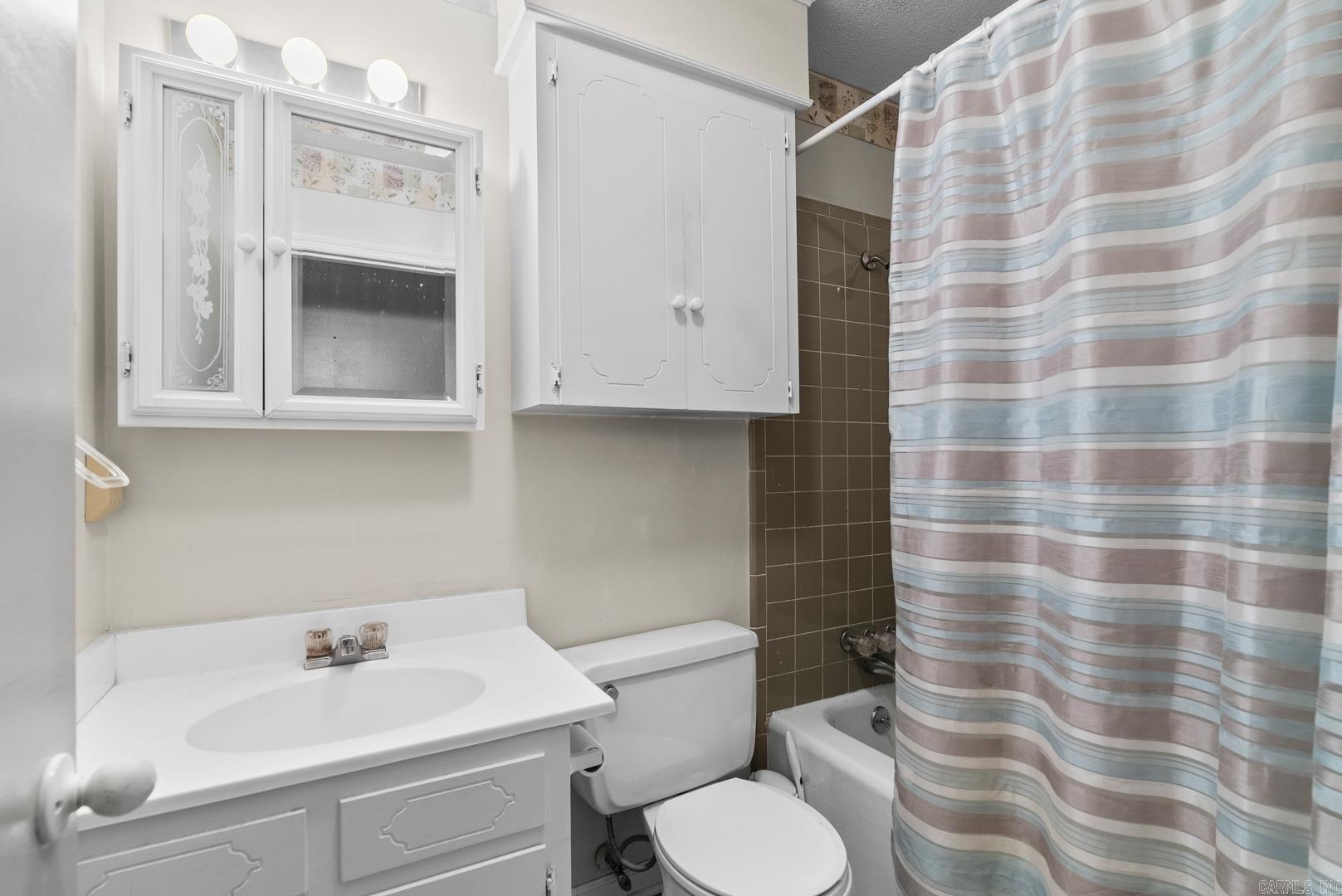 GREEN HILLS - Residential