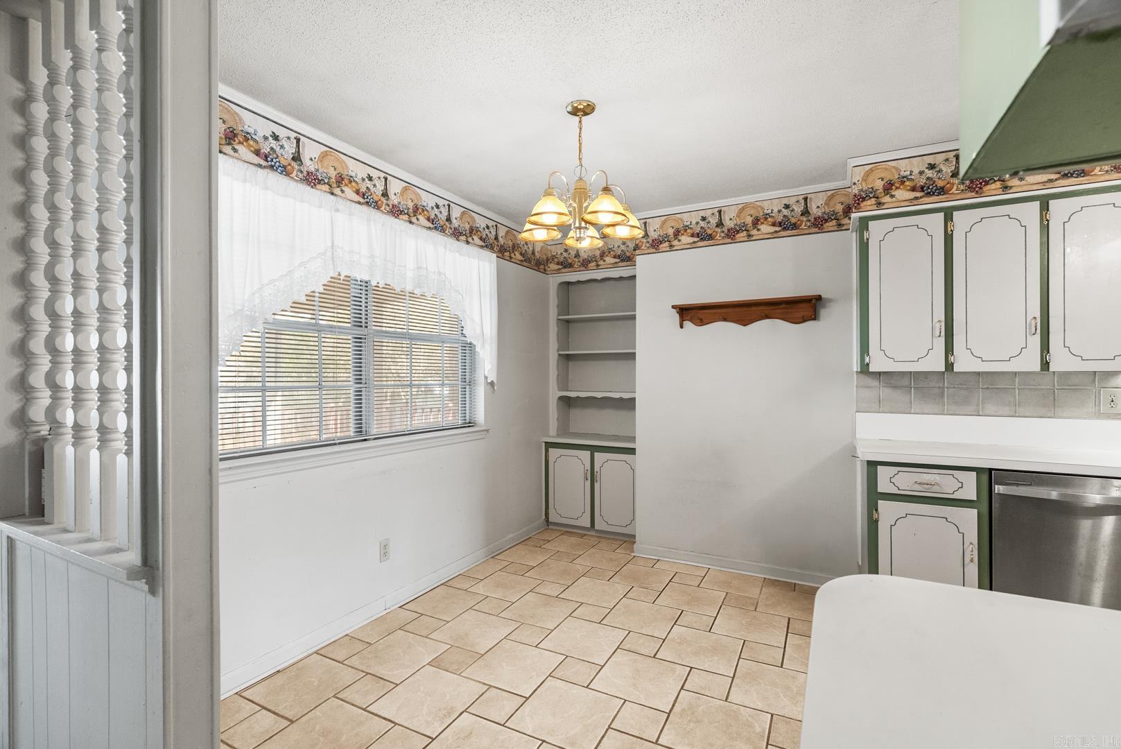 GREEN HILLS - Residential