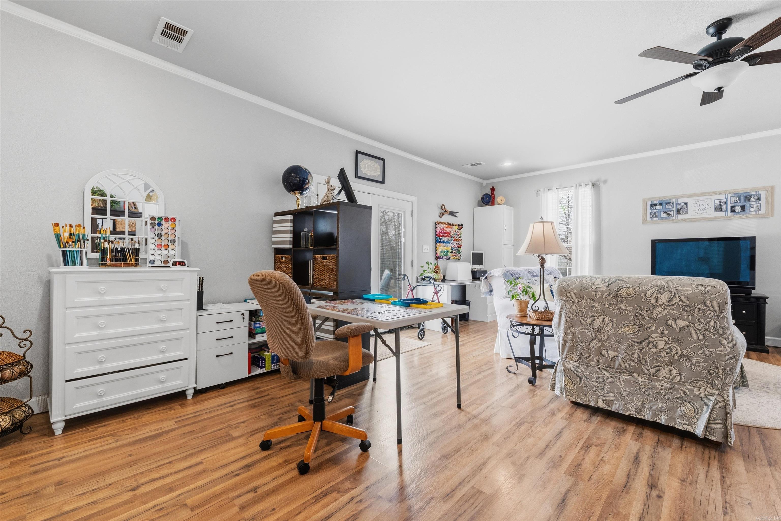 LINDULAKE ESTATES - Residential