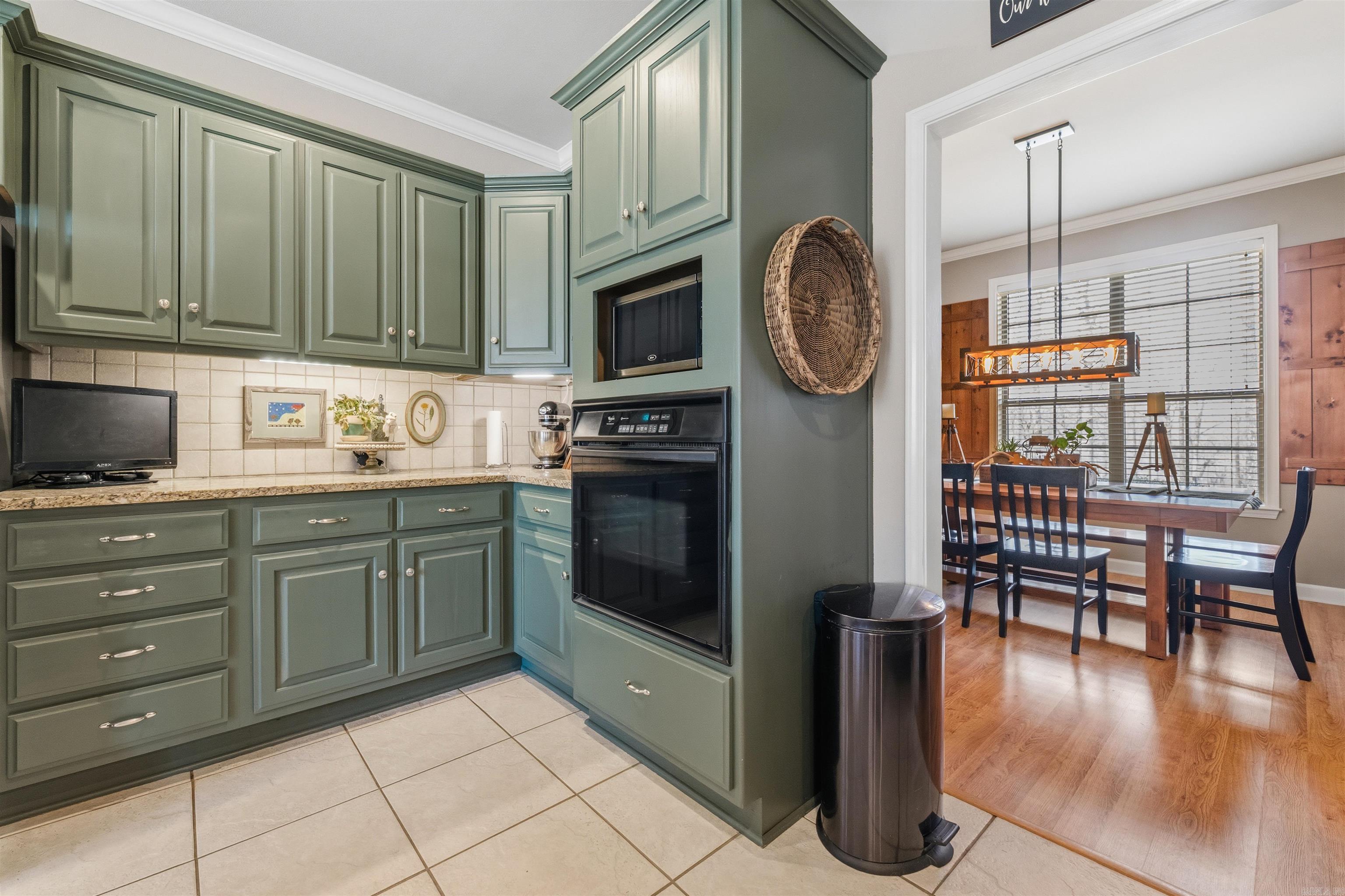 LINDULAKE ESTATES - Residential