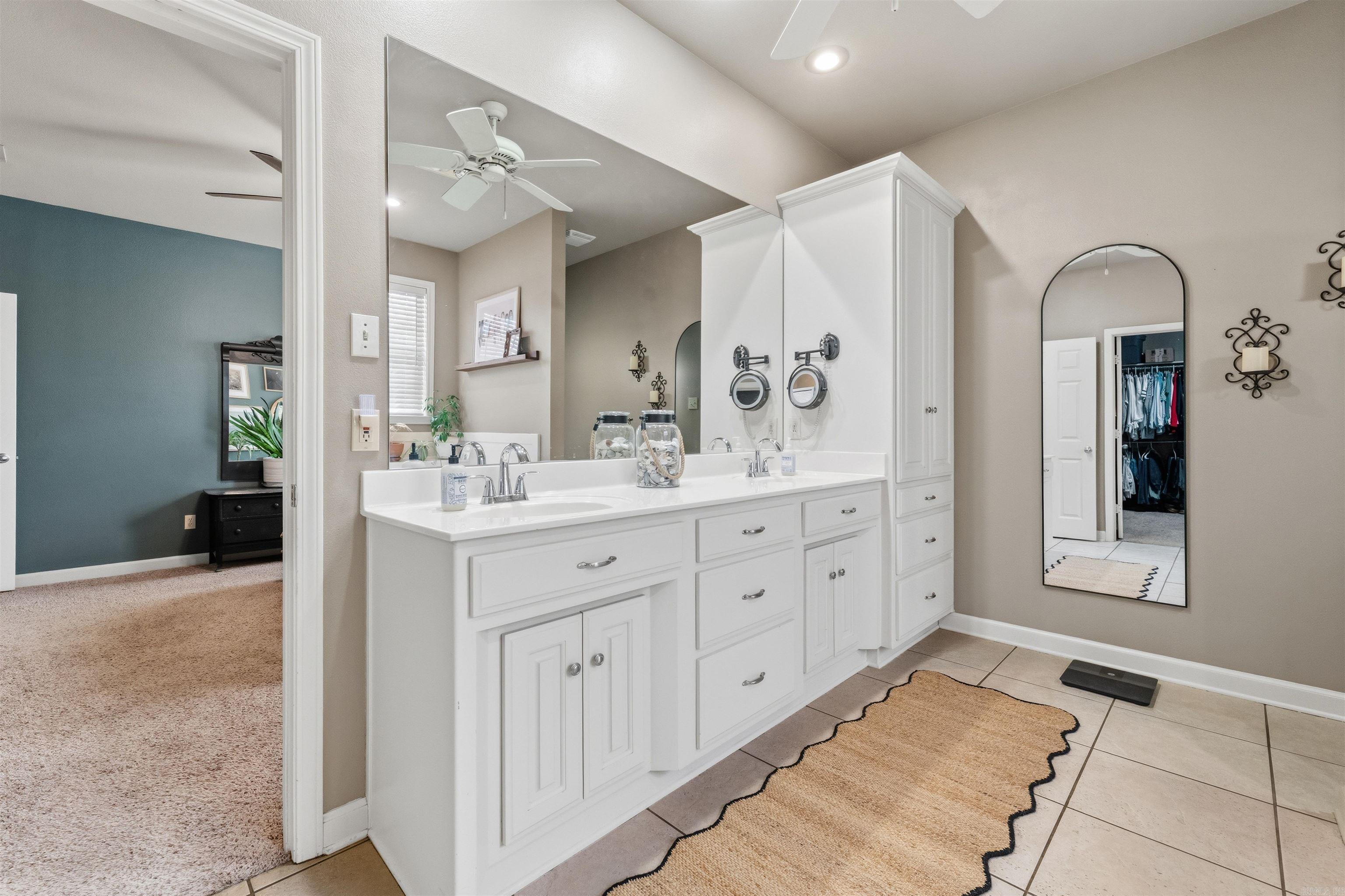 LINDULAKE ESTATES - Residential