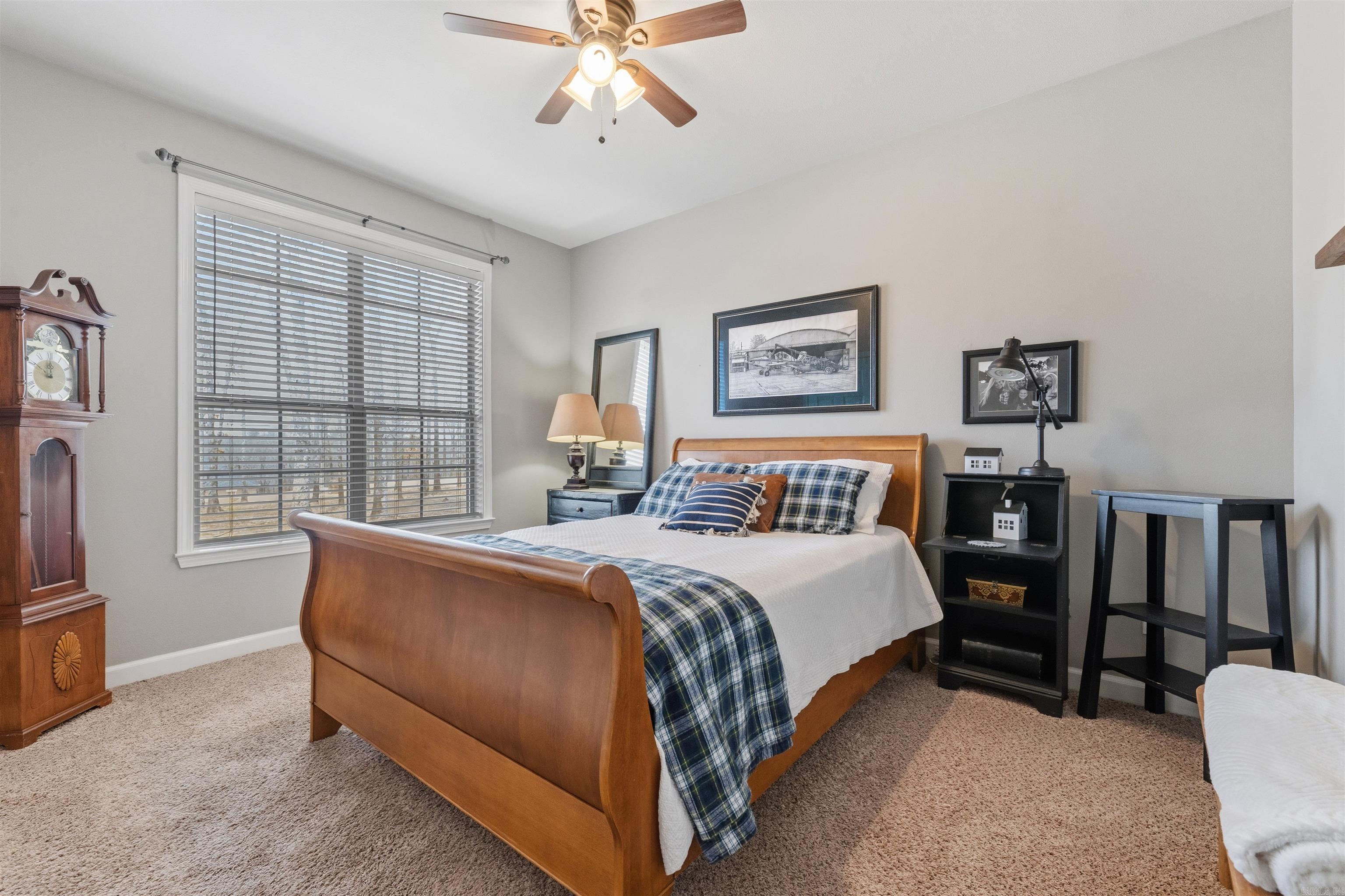 LINDULAKE ESTATES - Residential