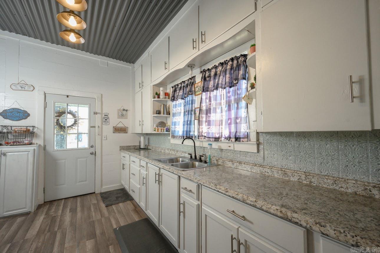 MENA ORIGINAL - Residential