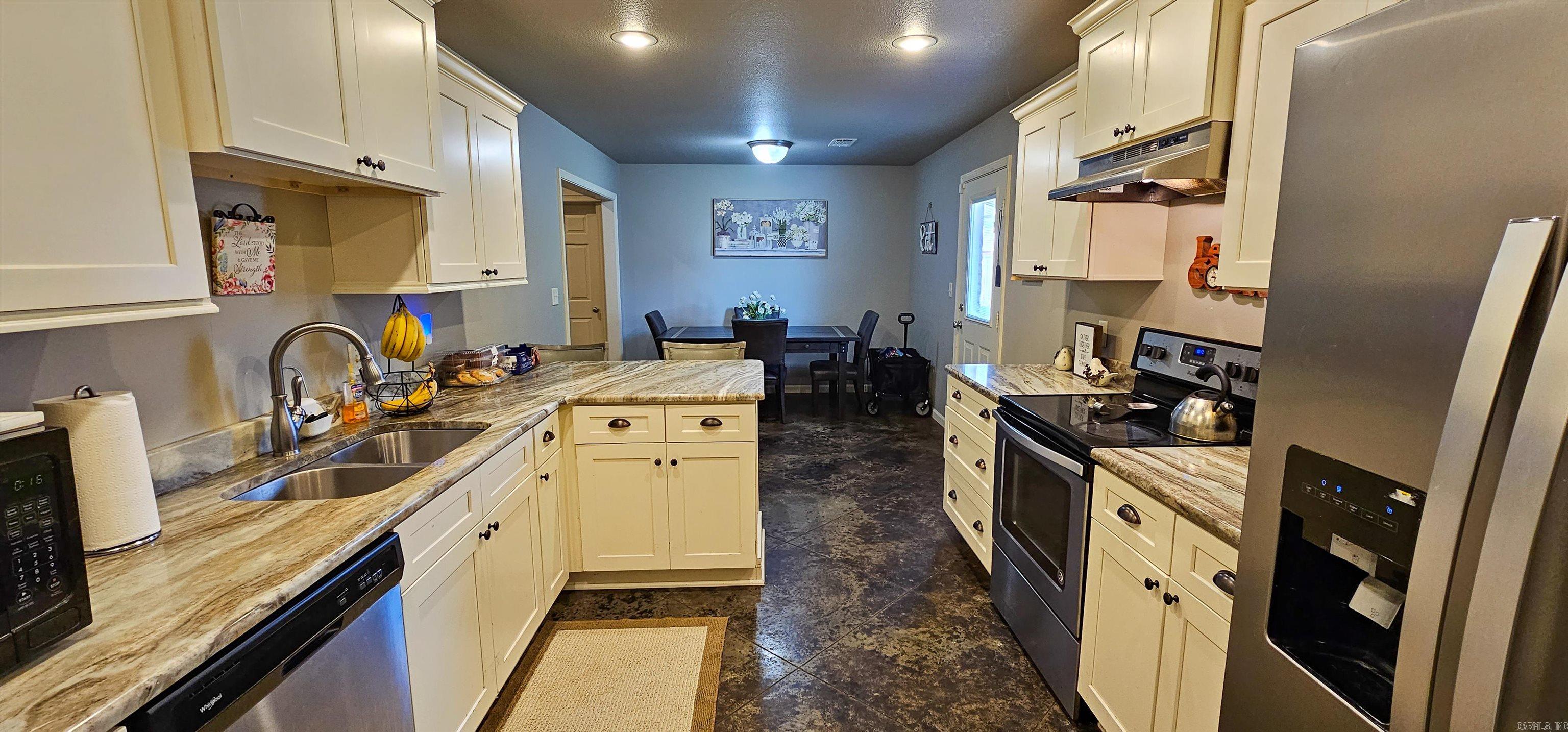 Griffin Park - Residential