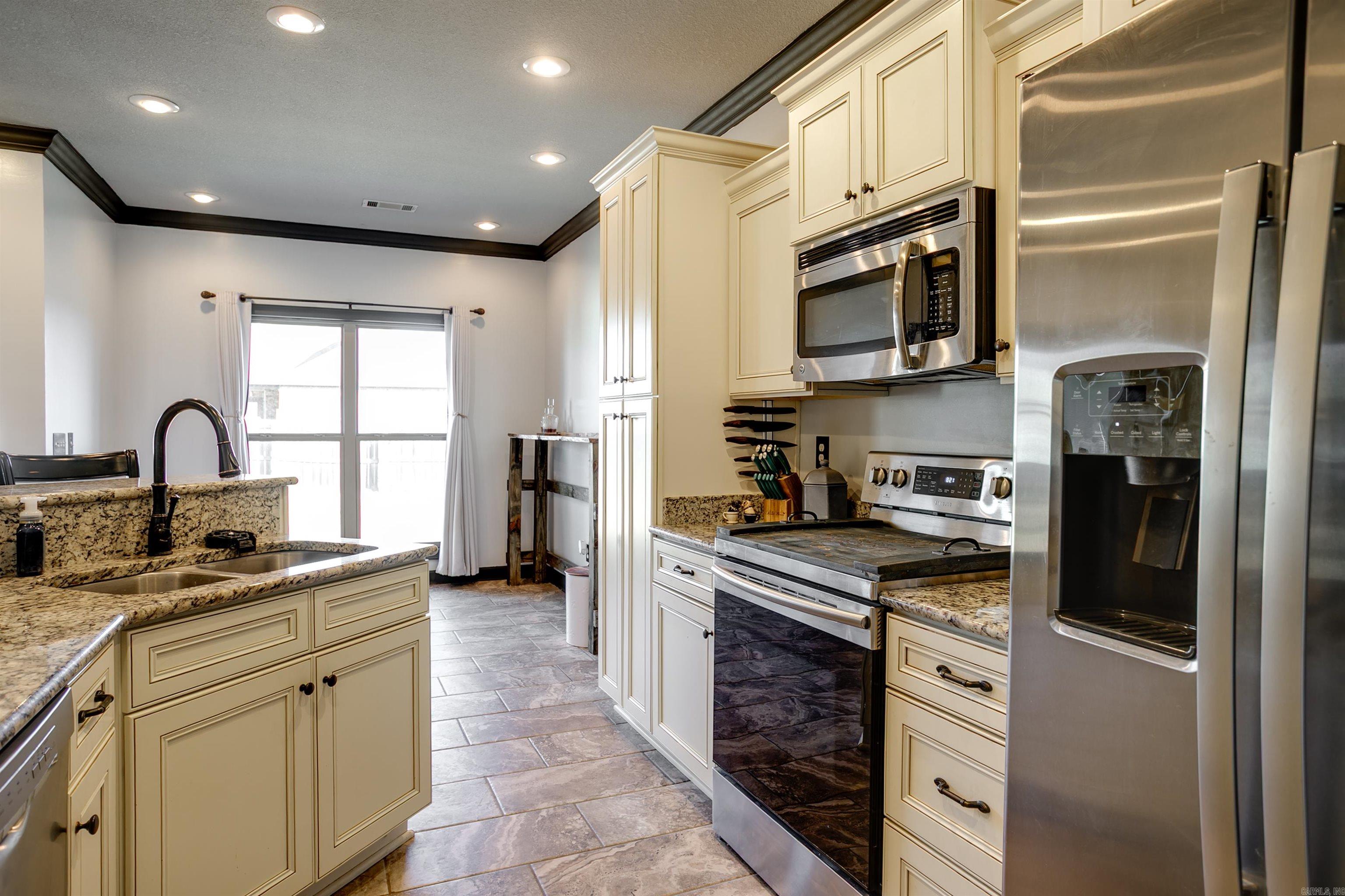 BROOKLAND HILLS - Residential