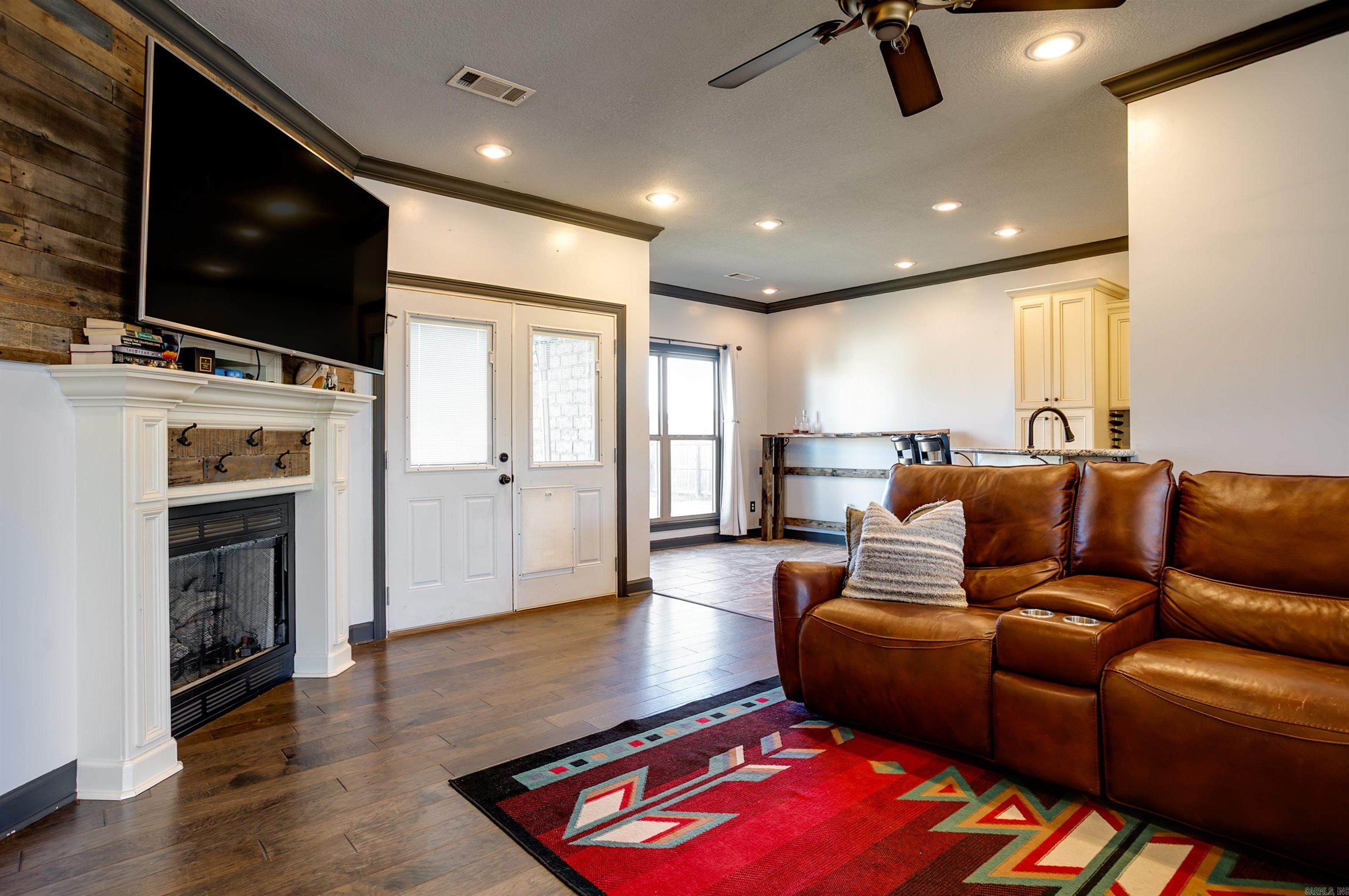 BROOKLAND HILLS - Residential