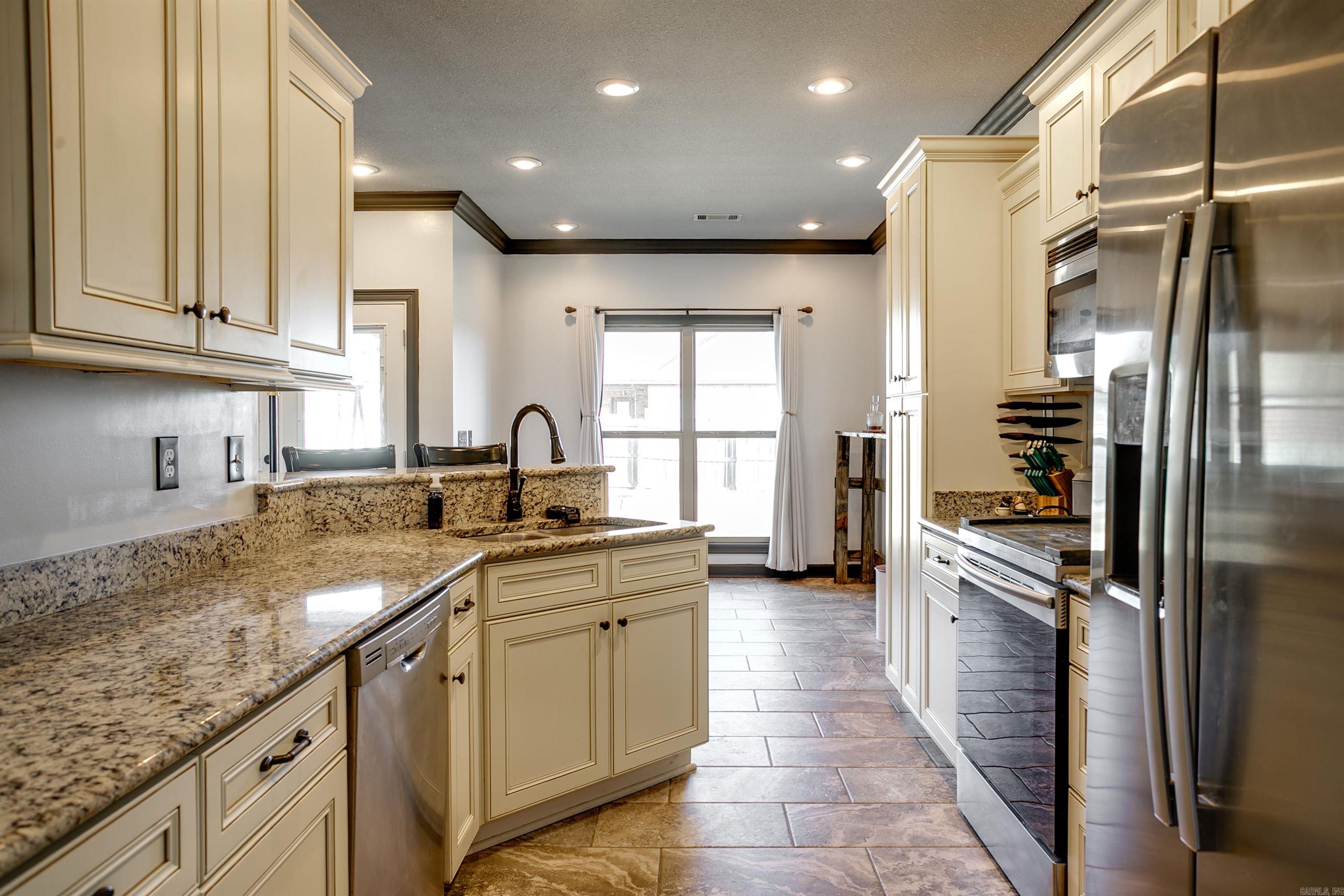 BROOKLAND HILLS - Residential