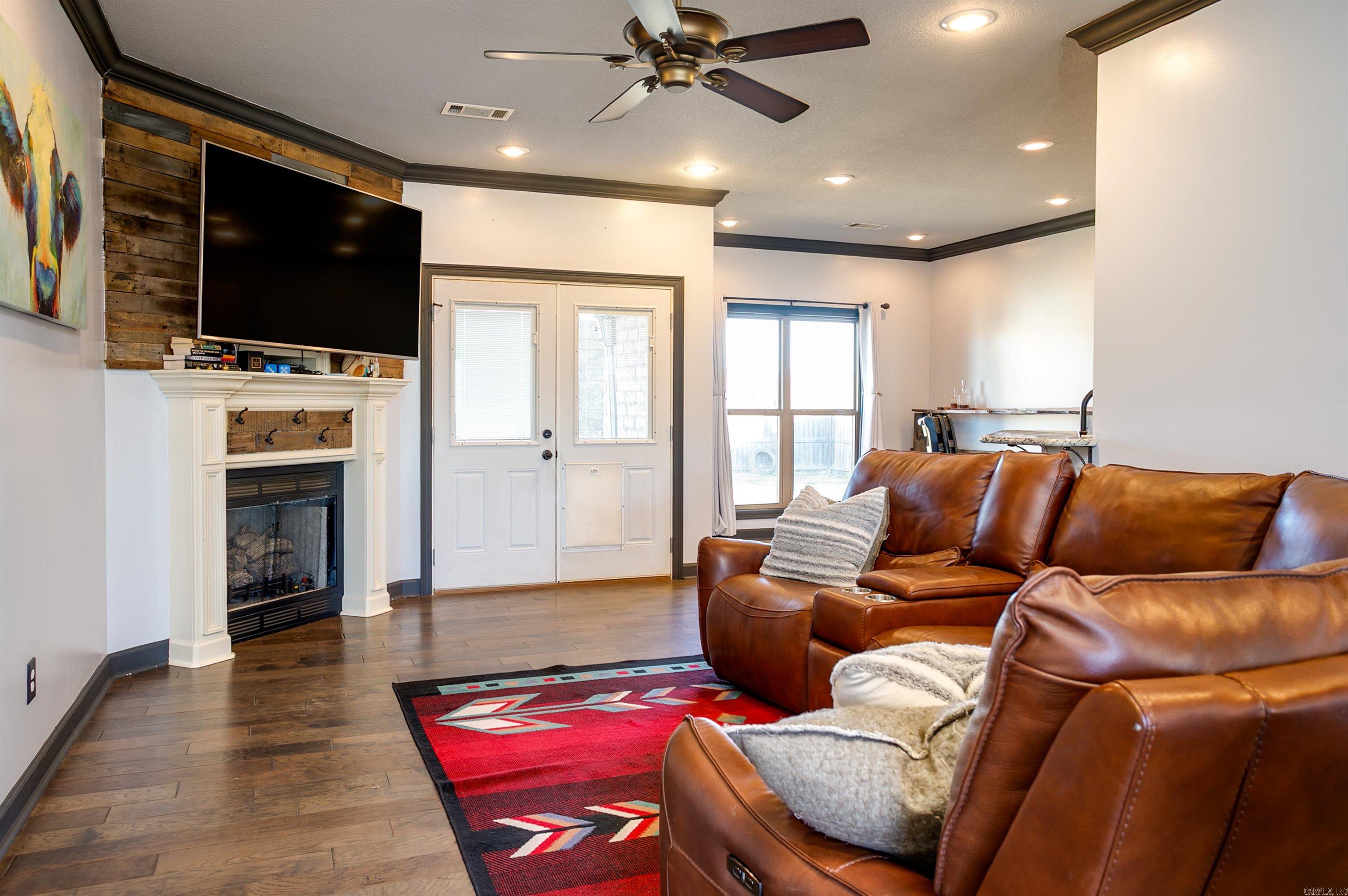BROOKLAND HILLS - Residential