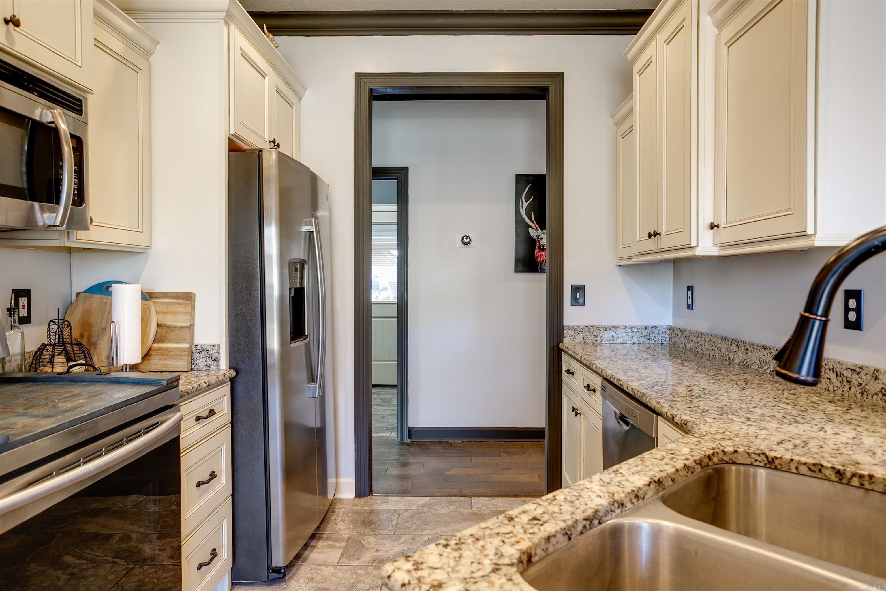 BROOKLAND HILLS - Residential