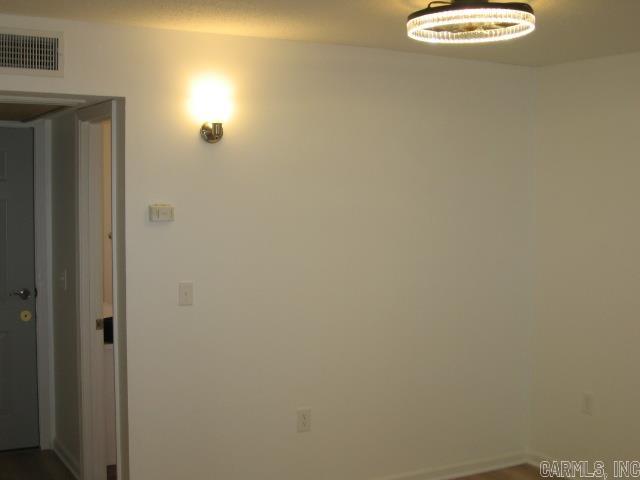 SUMMERHILL PLACE CONDOS - Residential