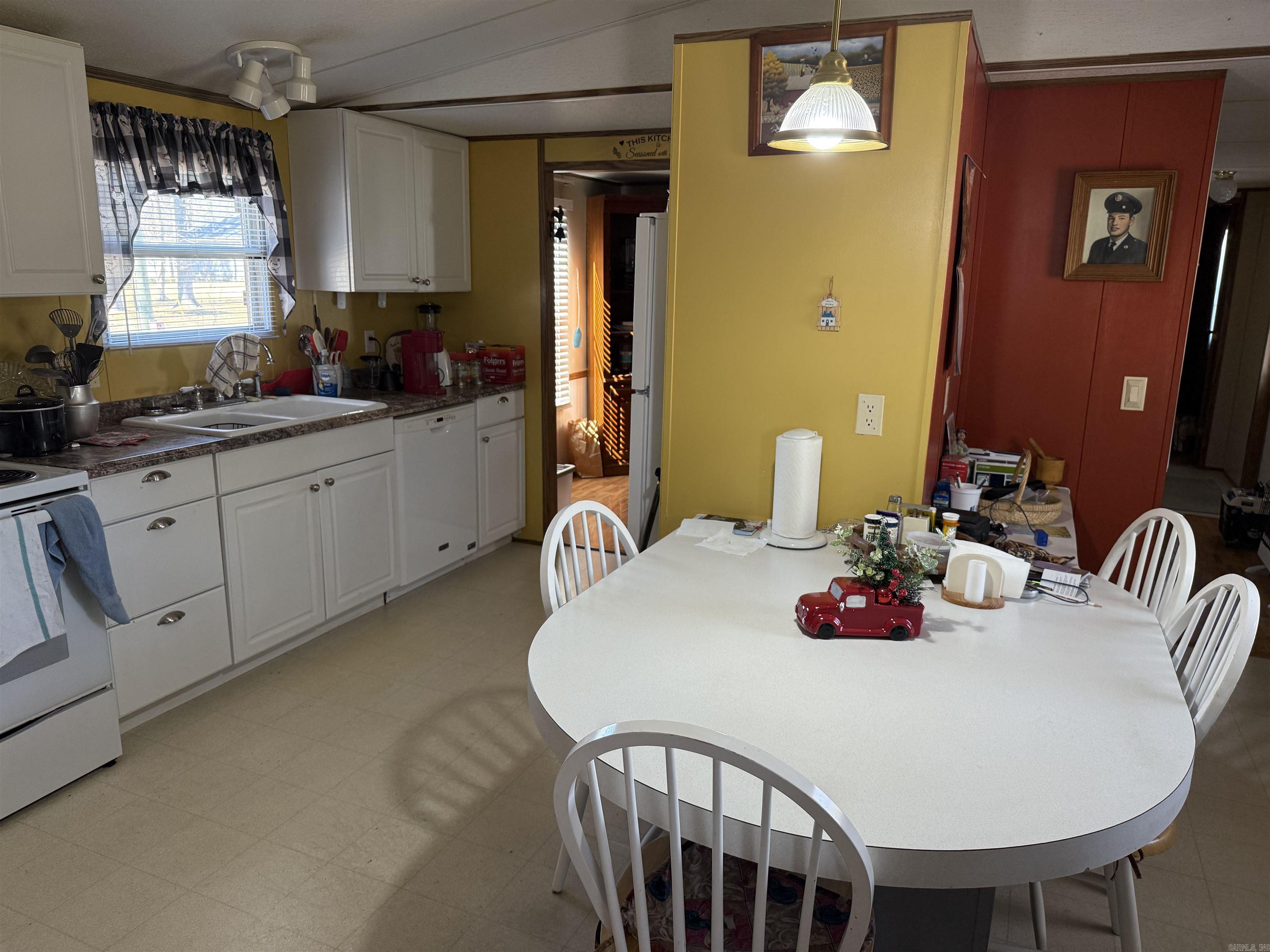 CORYS GLAZIER PEAU - Residential