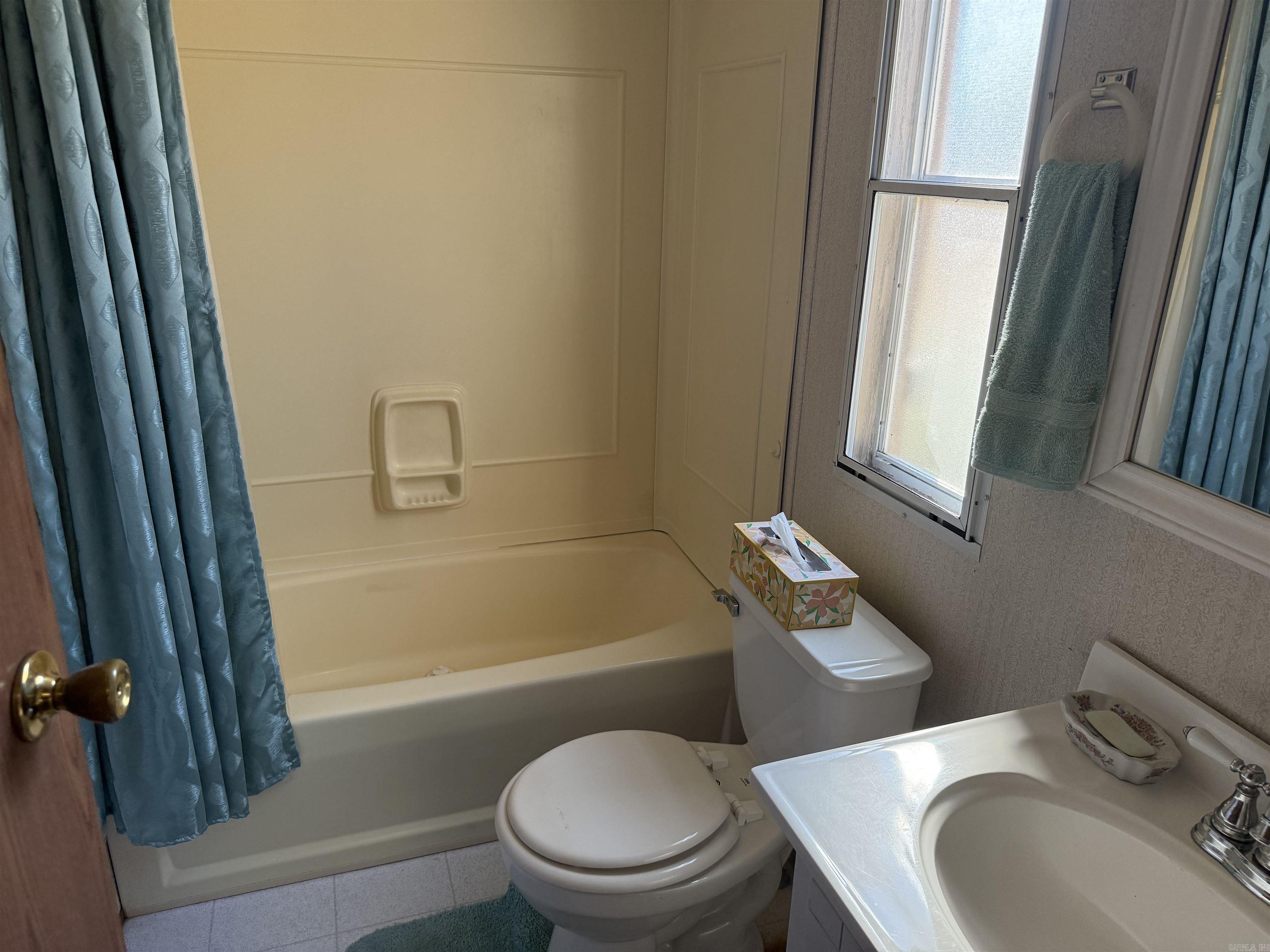 CORYS GLAZIER PEAU - Residential