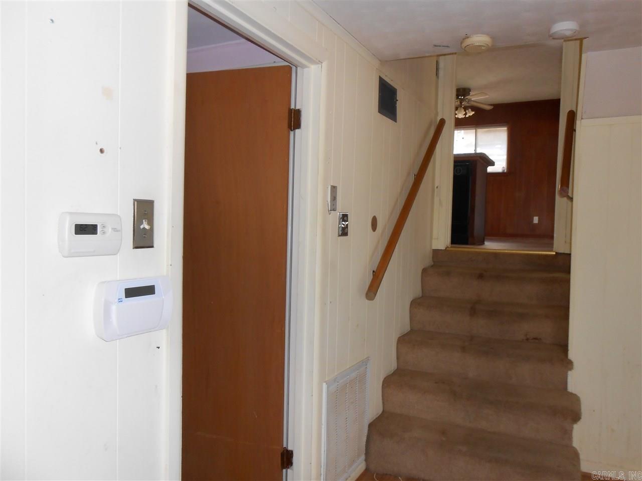 ARROW HEAD MANOR - Residential