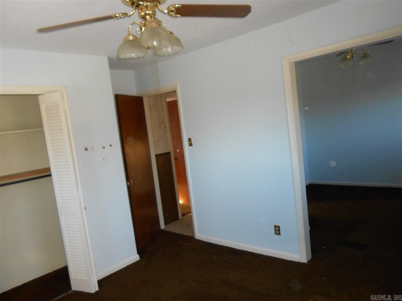 ARROW HEAD MANOR - Residential