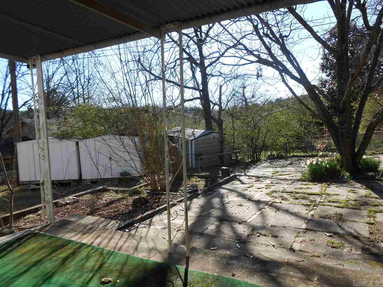 ARROW HEAD MANOR - Residential