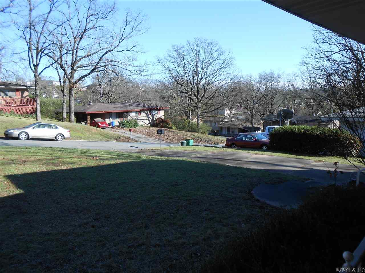 ARROW HEAD MANOR - Residential