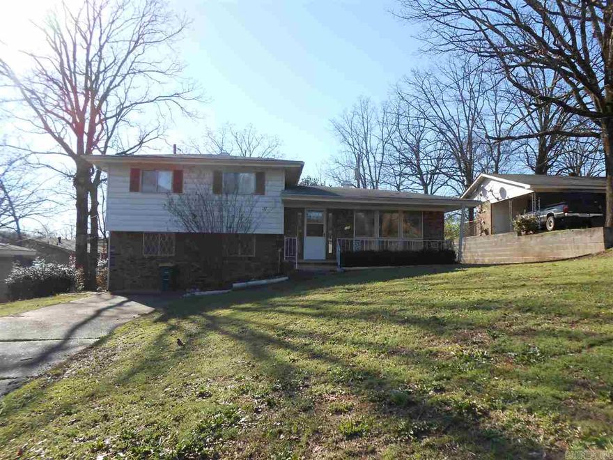 Very nice tri-level home with lower area that could be used for a game room. The price and is won't last long. Also great for first time buyer or investment property.