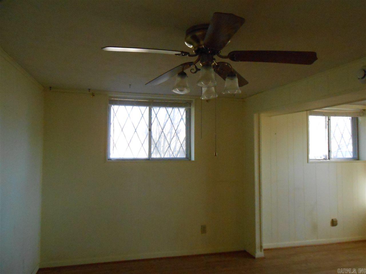 ARROW HEAD MANOR - Residential