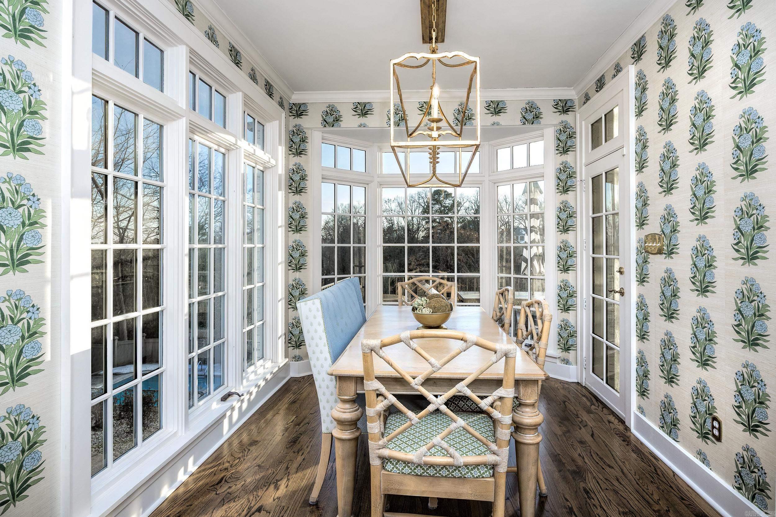 CLIFFEWOOD - Residential