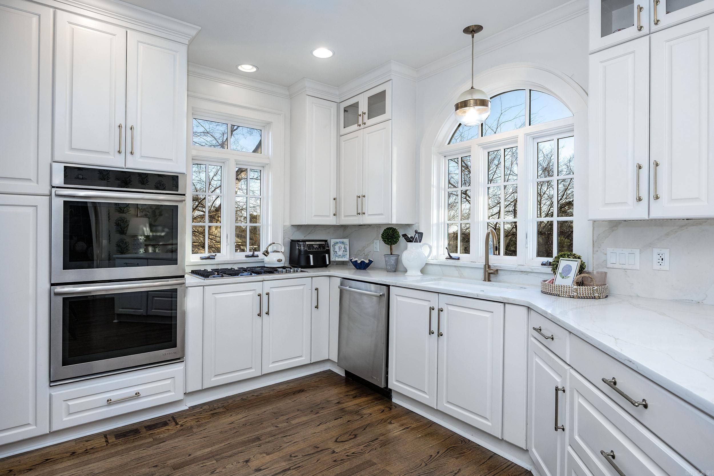 CLIFFEWOOD - Residential