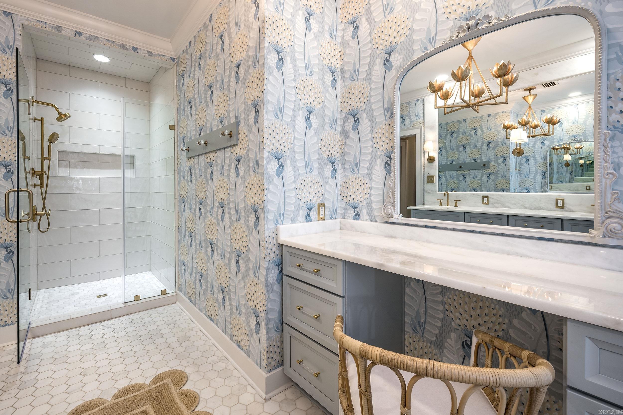 CLIFFEWOOD - Residential