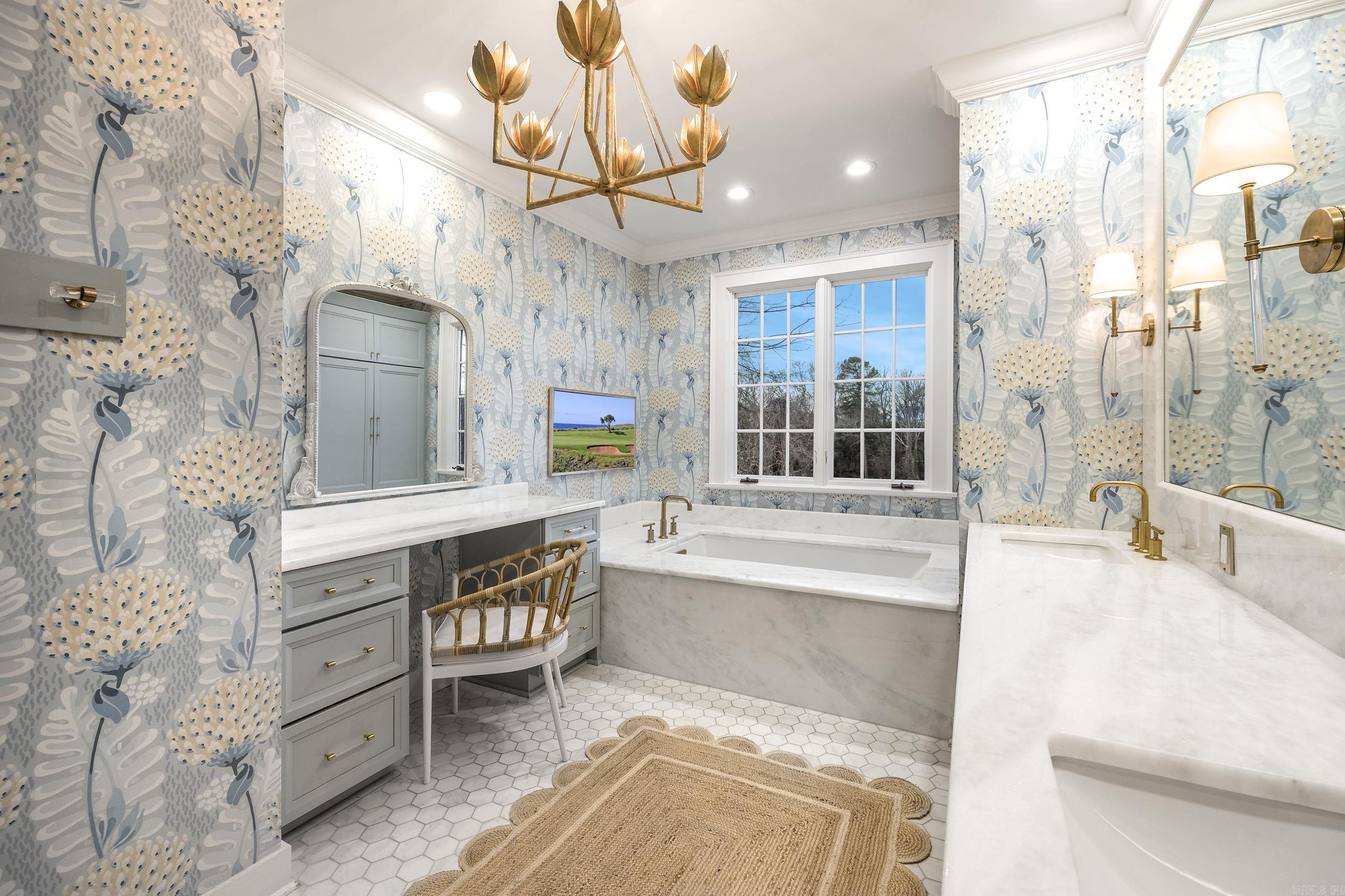 CLIFFEWOOD - Residential