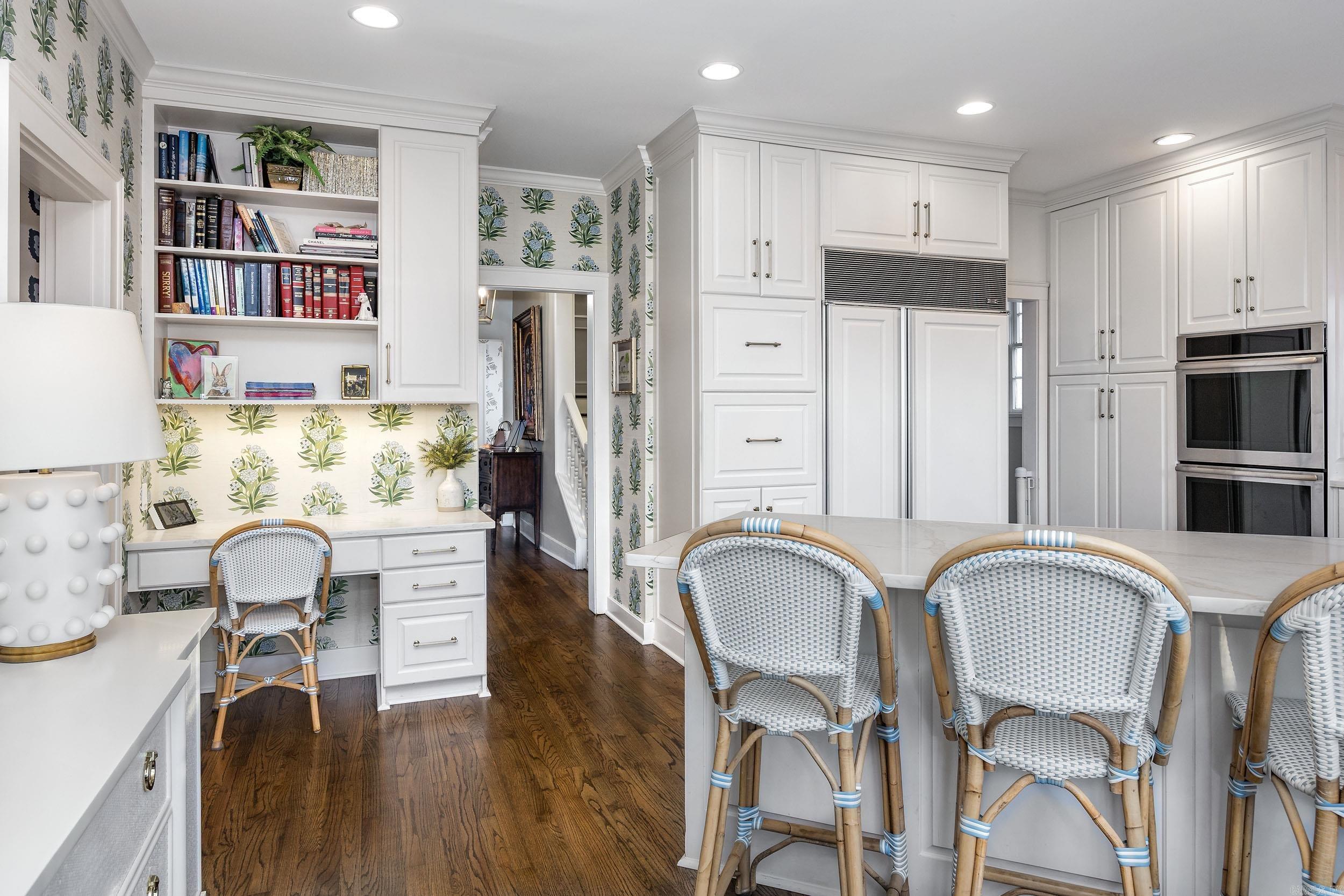 CLIFFEWOOD - Residential