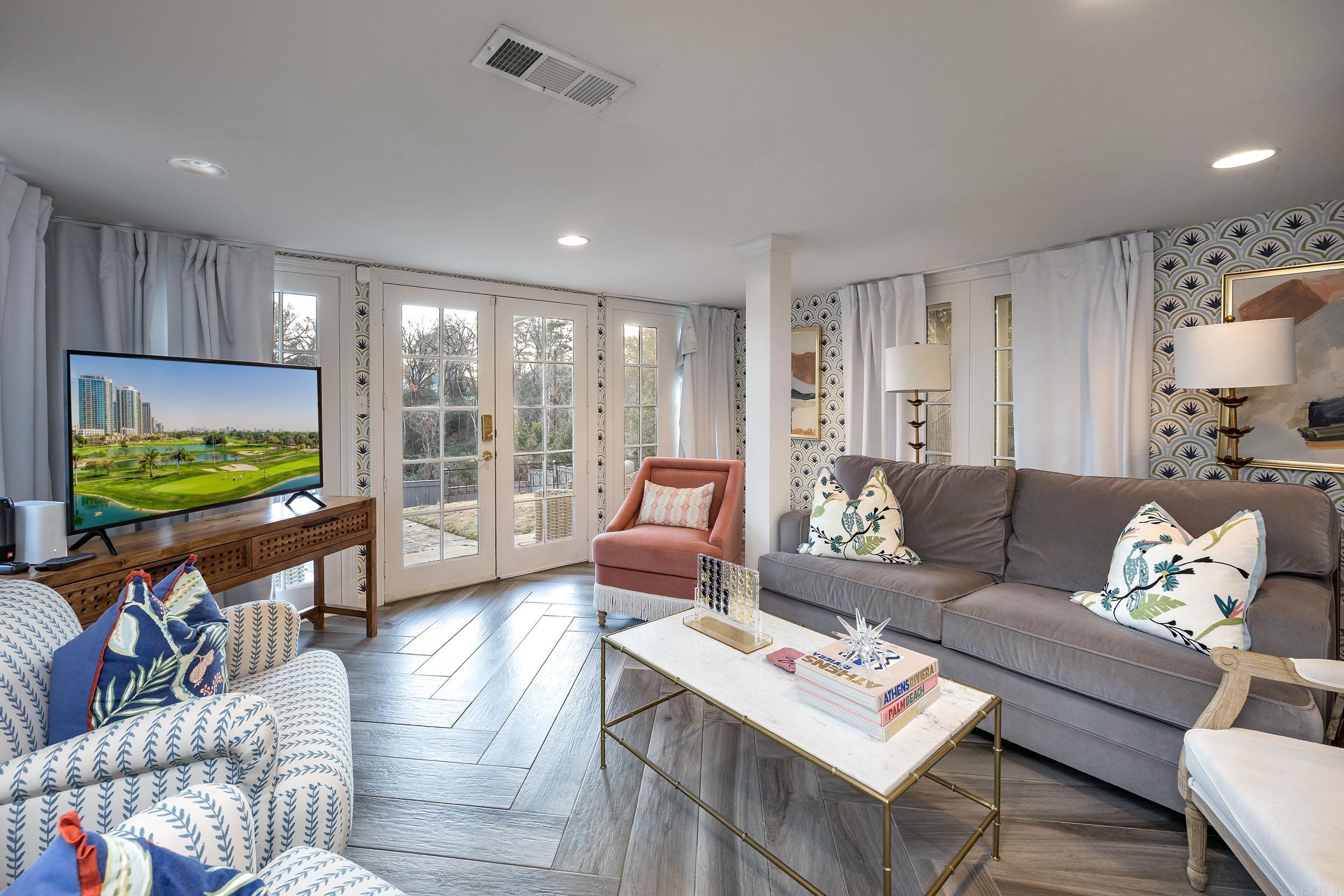 CLIFFEWOOD - Residential