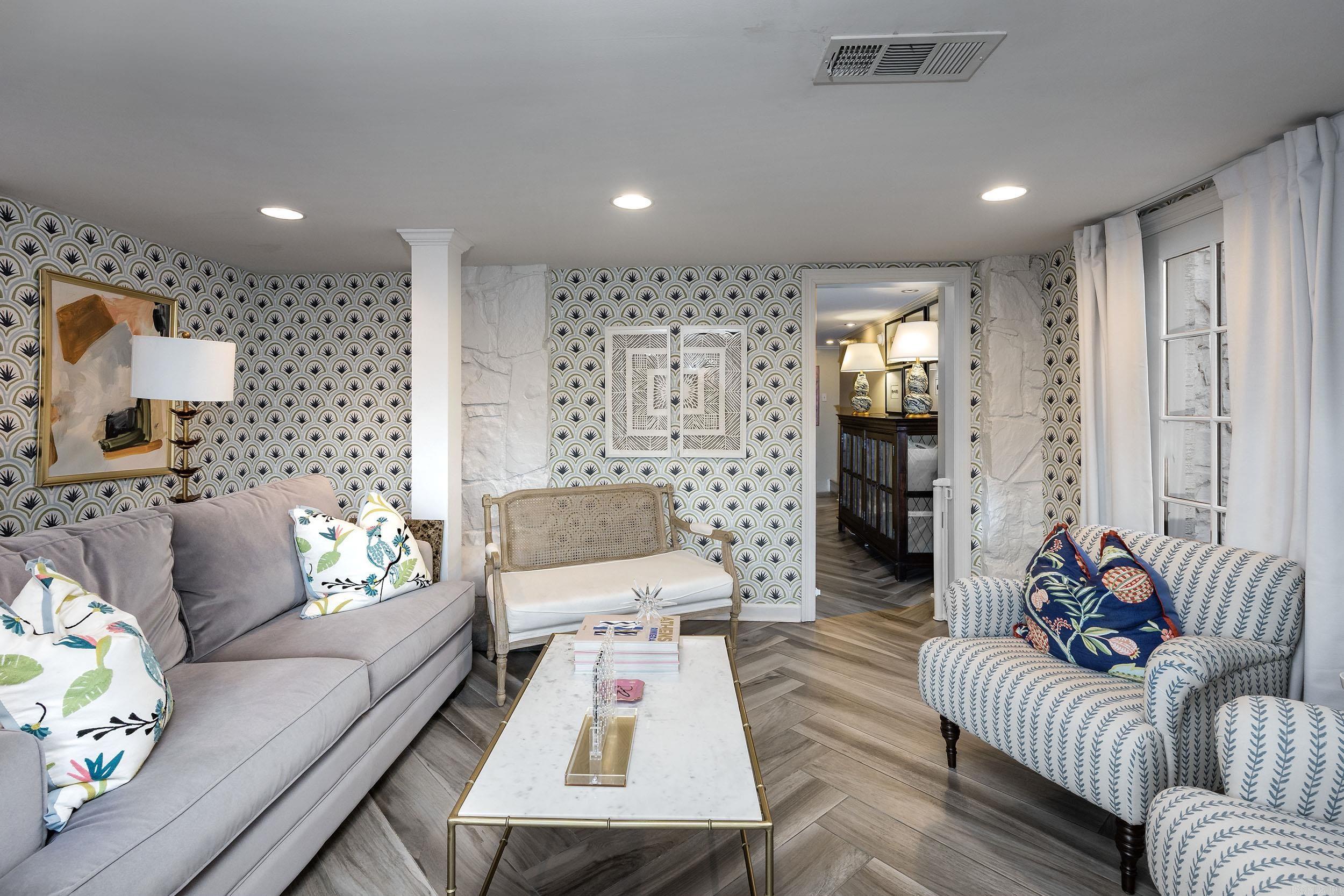 CLIFFEWOOD - Residential