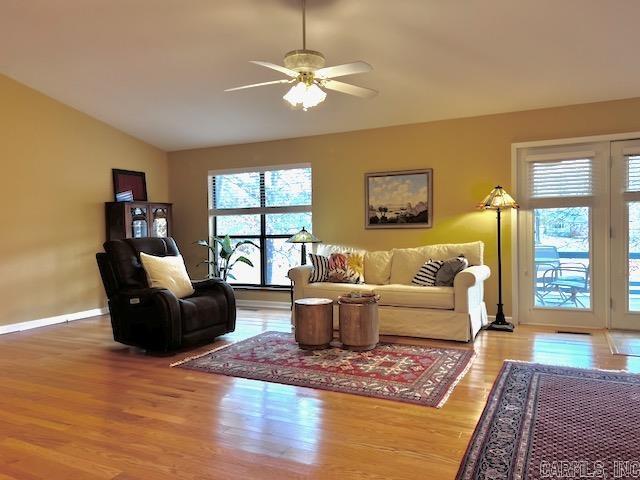 SANTA CRUZ - Residential