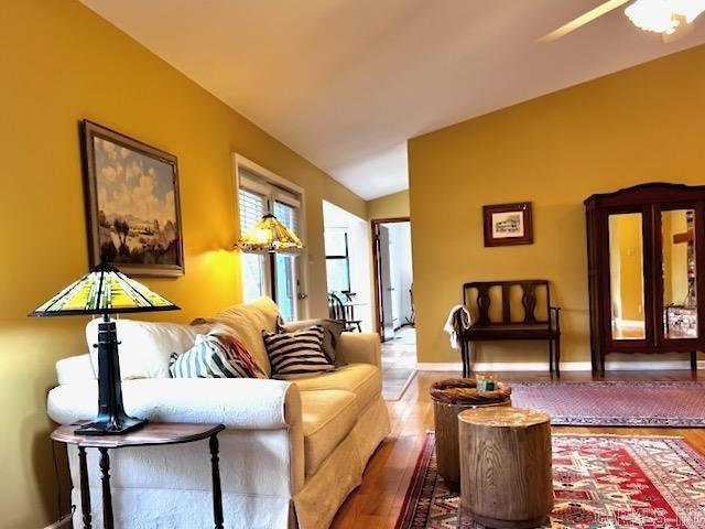 SANTA CRUZ - Residential