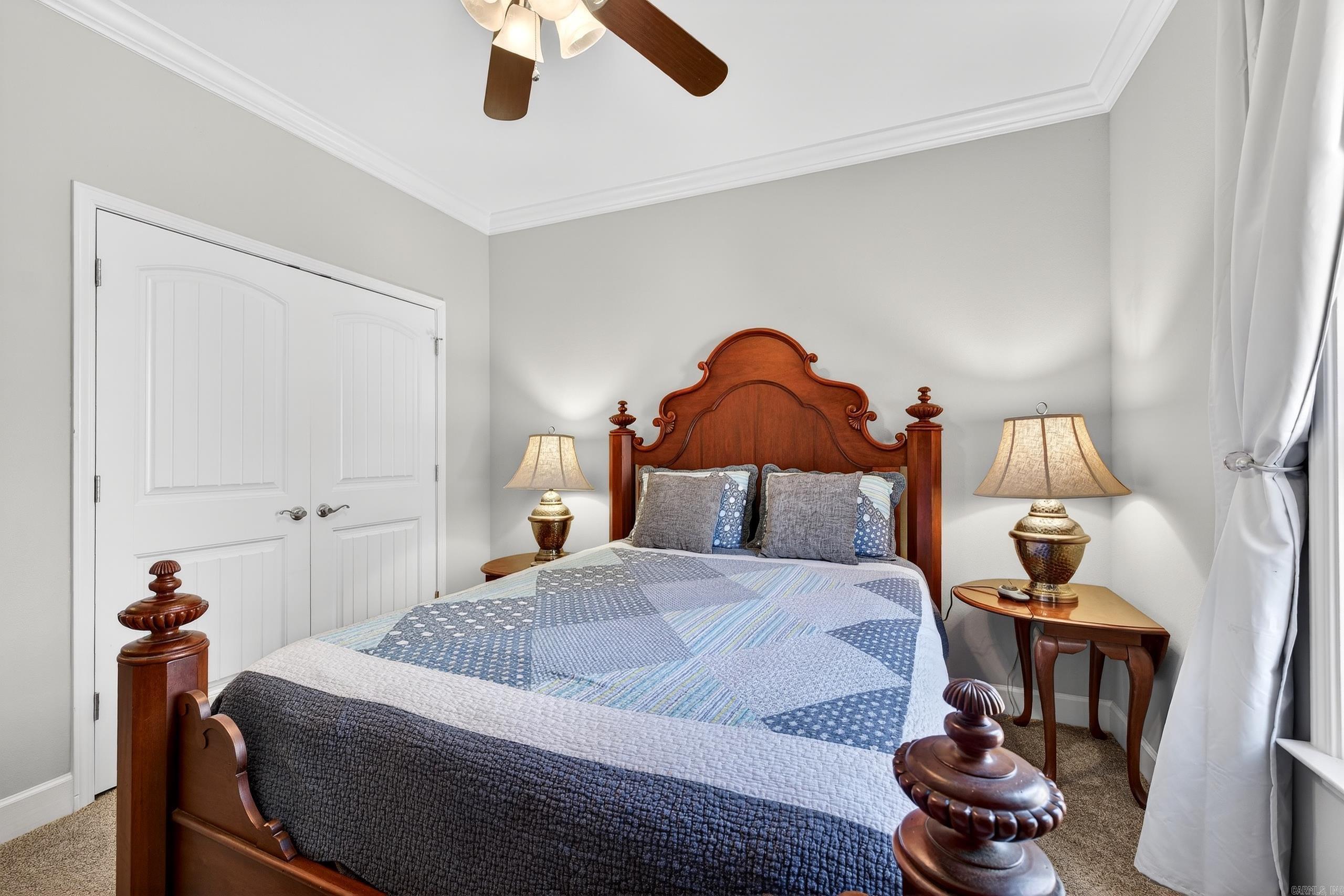 PINEWOOD ESTATES - Residential