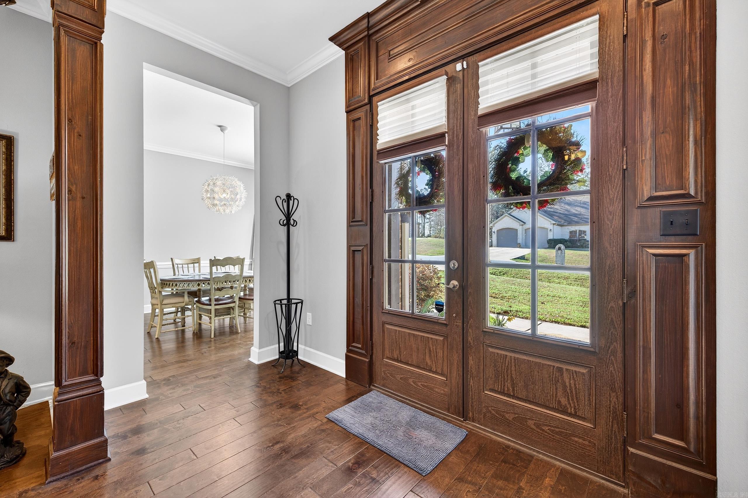 PINEWOOD ESTATES - Residential