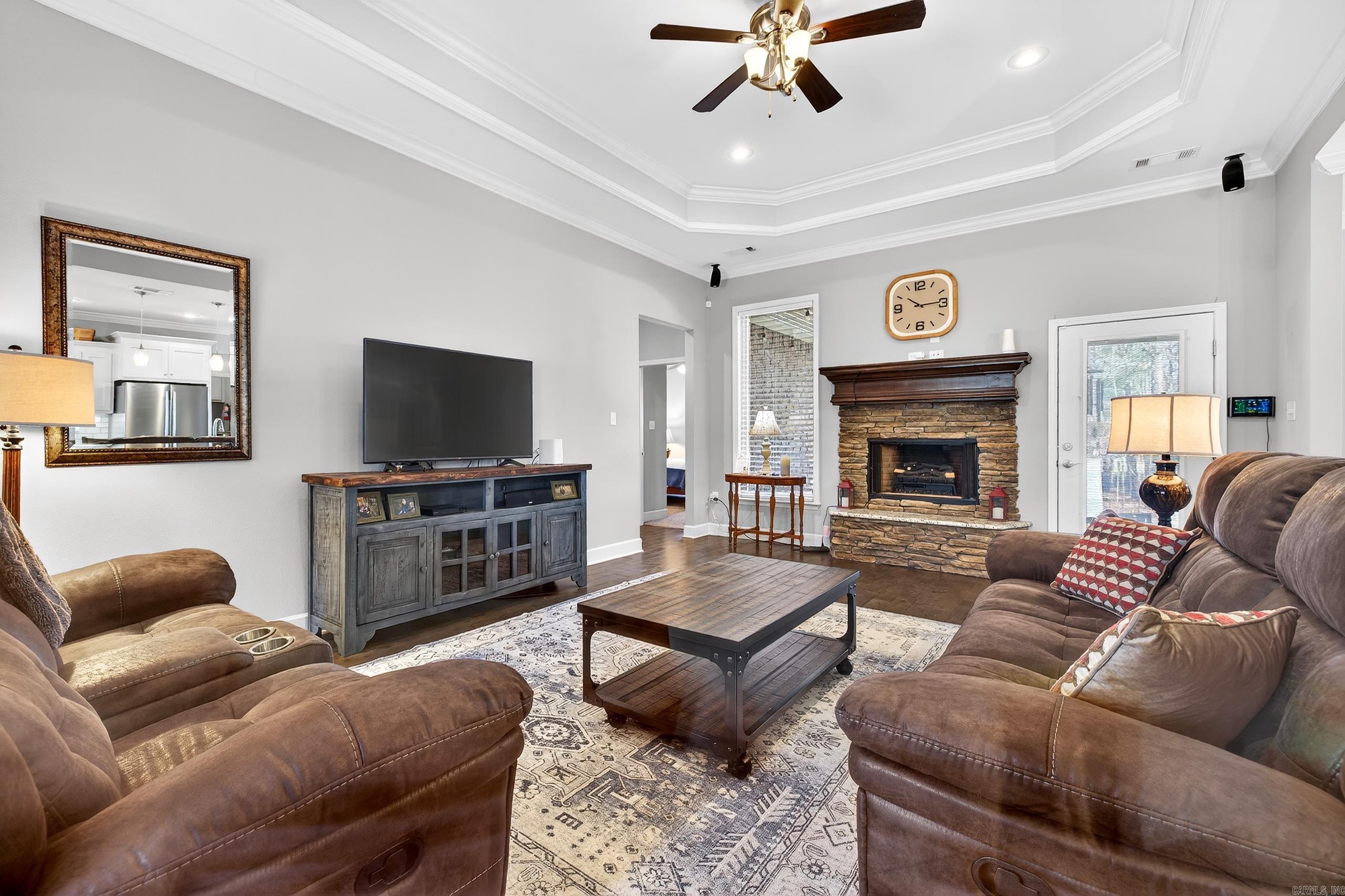 PINEWOOD ESTATES - Residential