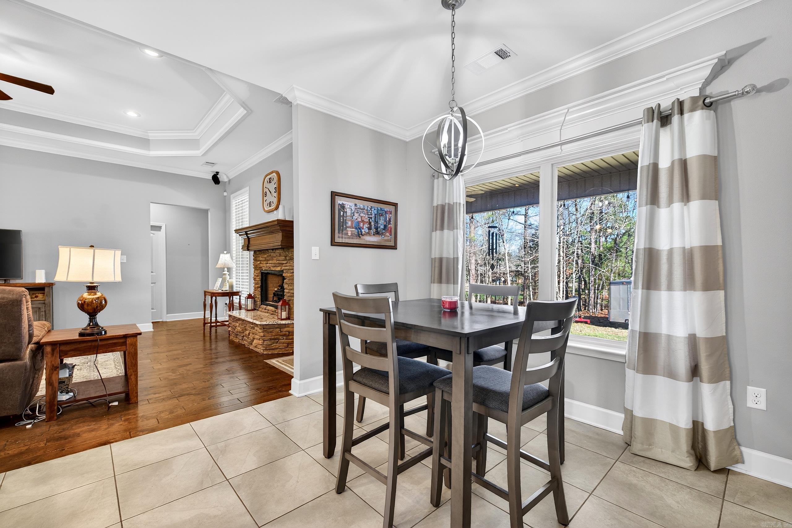 PINEWOOD ESTATES - Residential