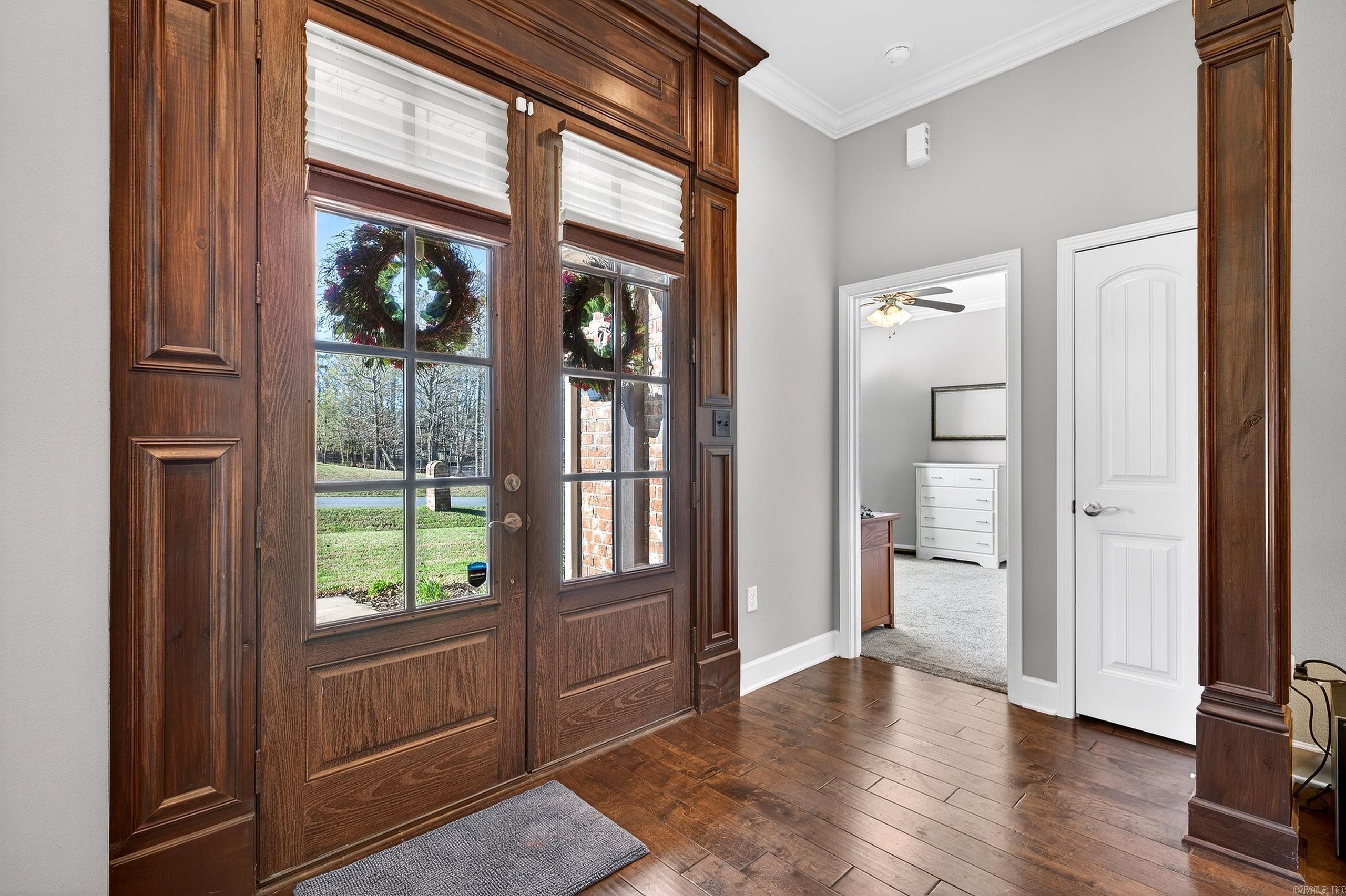 PINEWOOD ESTATES - Residential