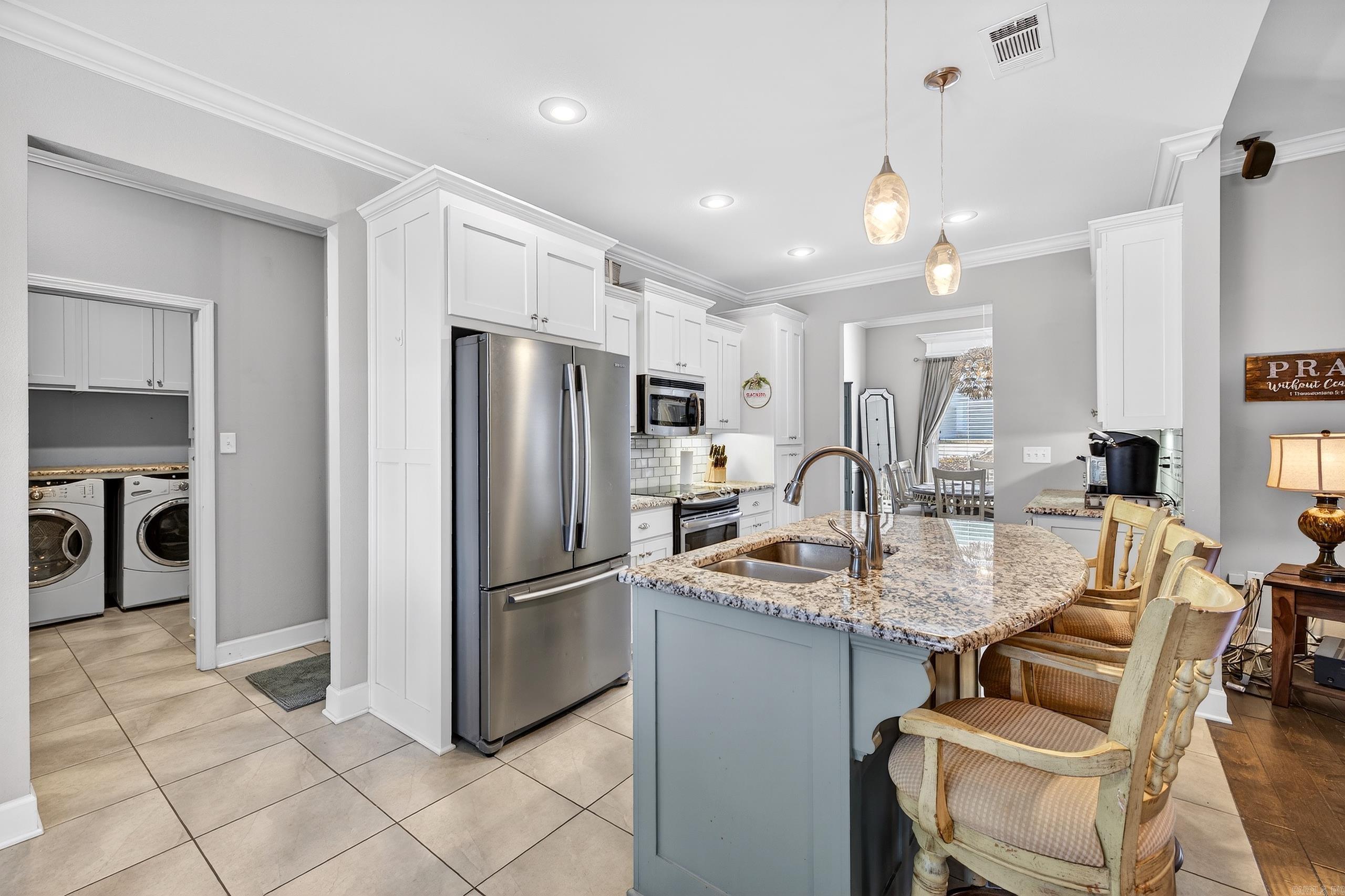 PINEWOOD ESTATES - Residential