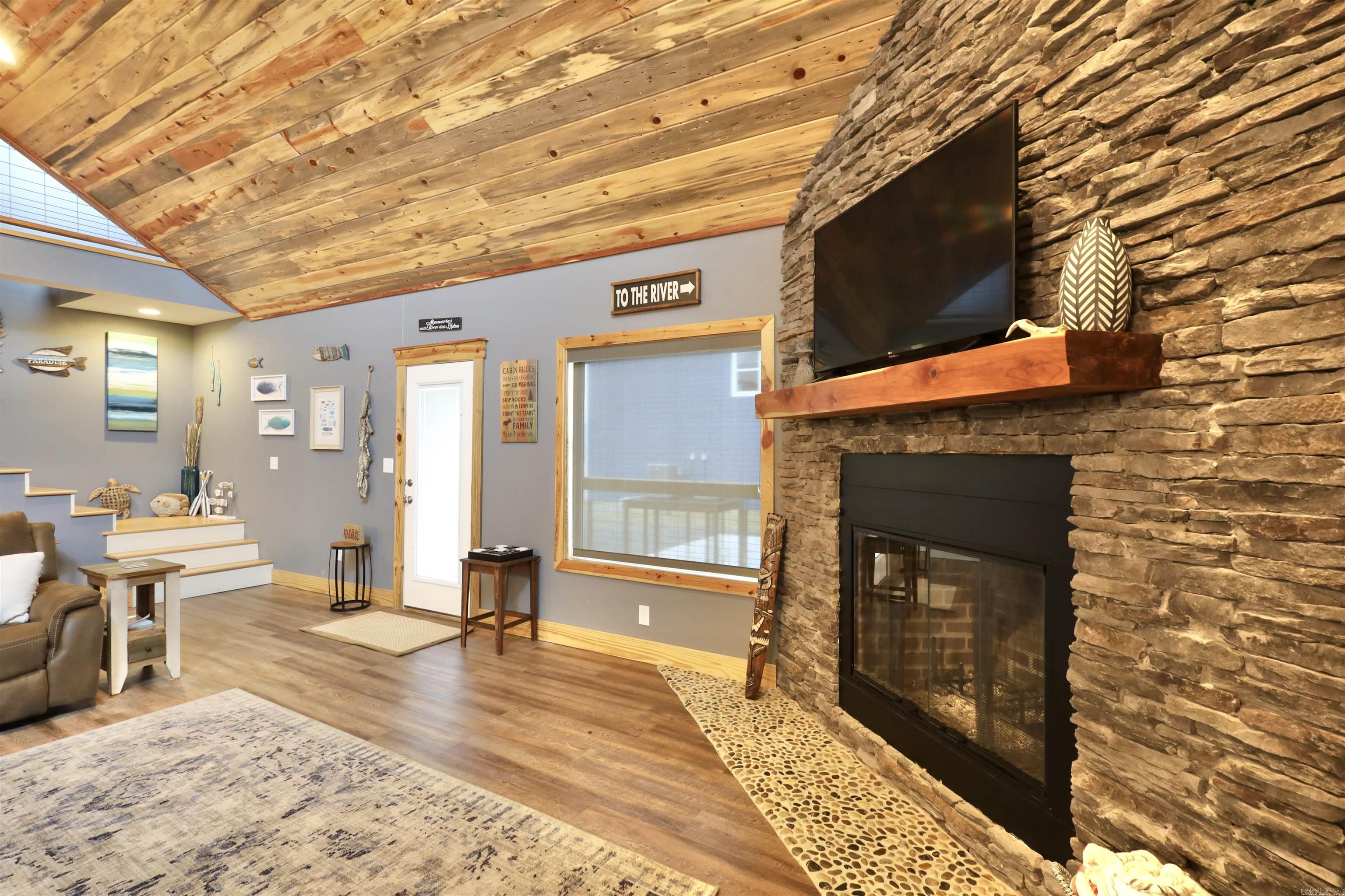 Jordans Bend at Caddos - Residential