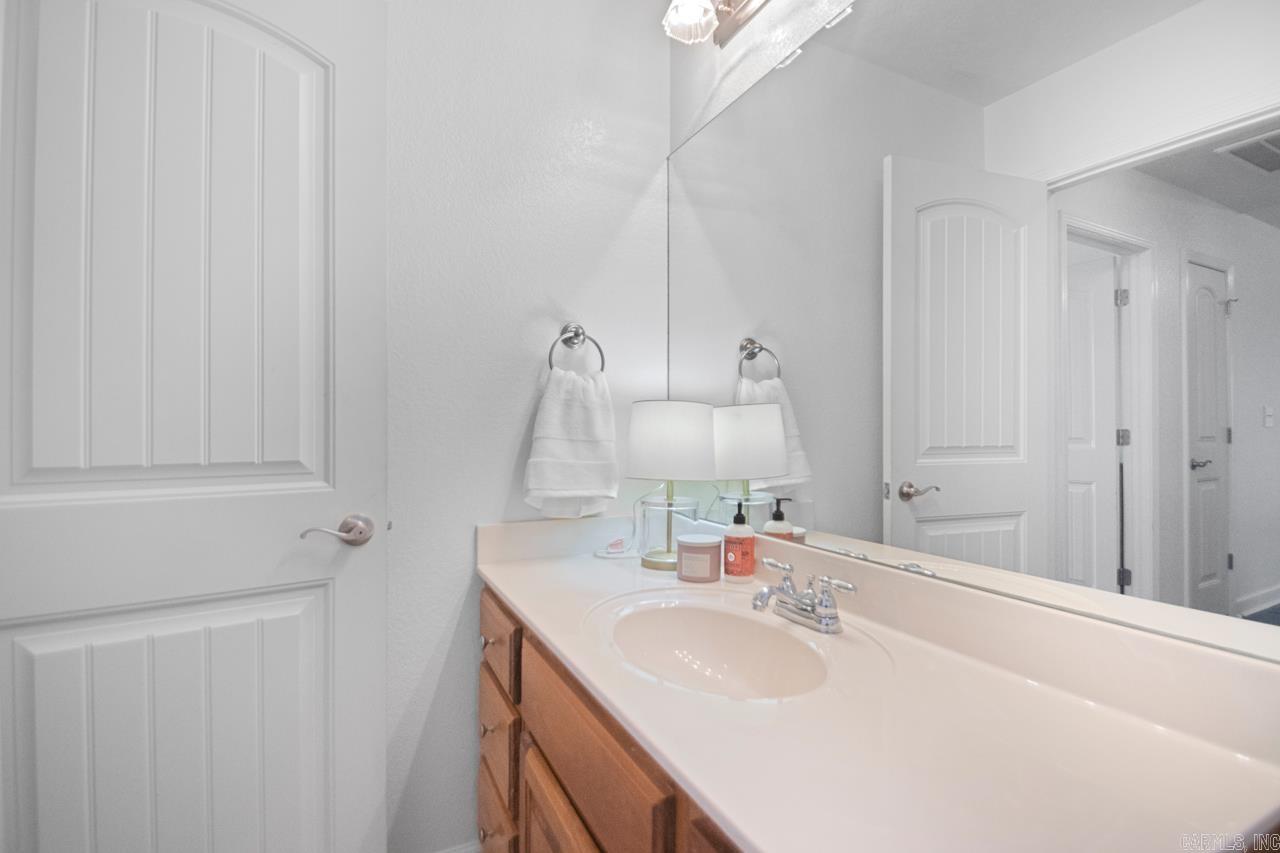 JEWELS ESTATES - Residential