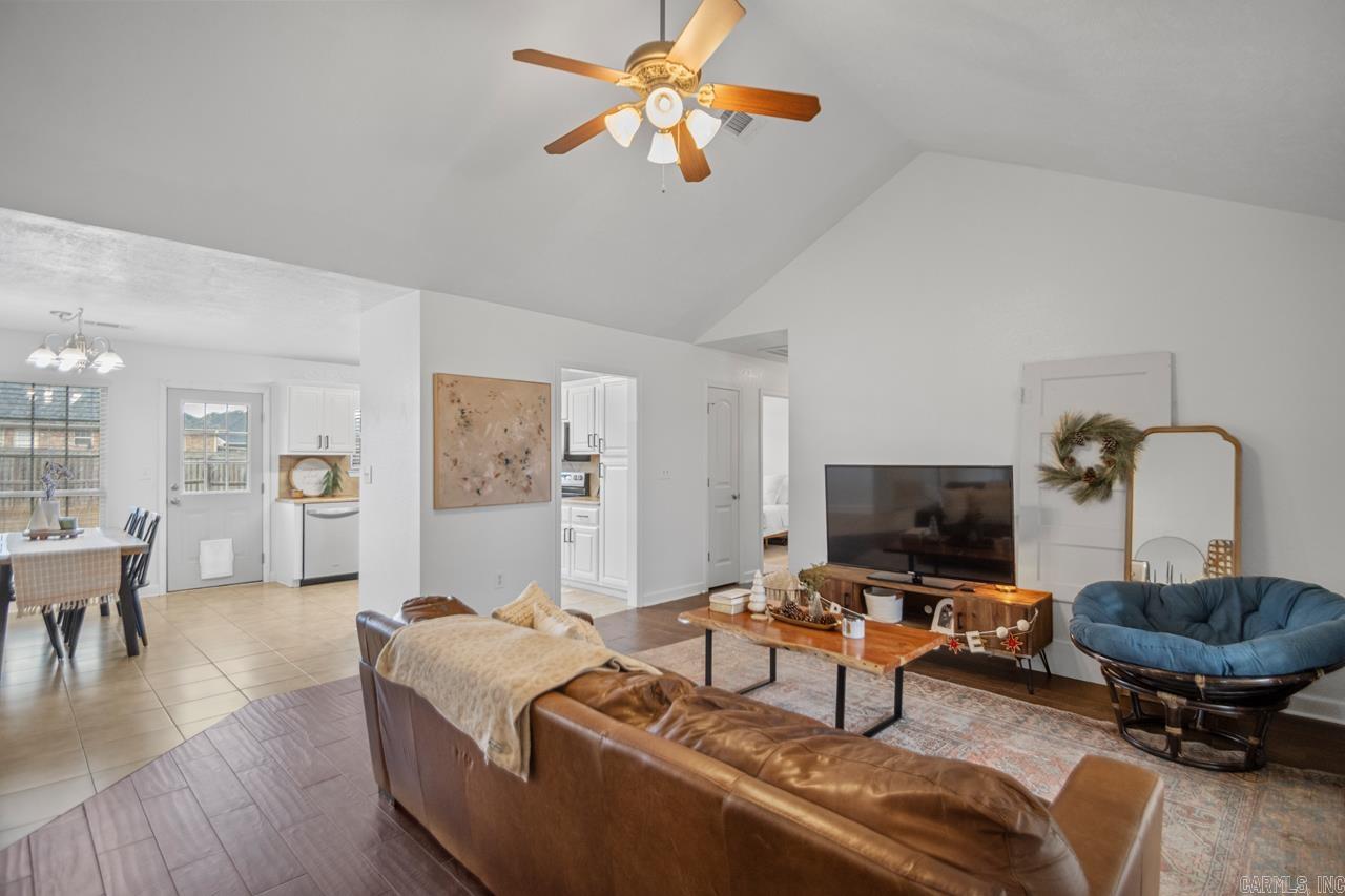 JEWELS ESTATES - Residential